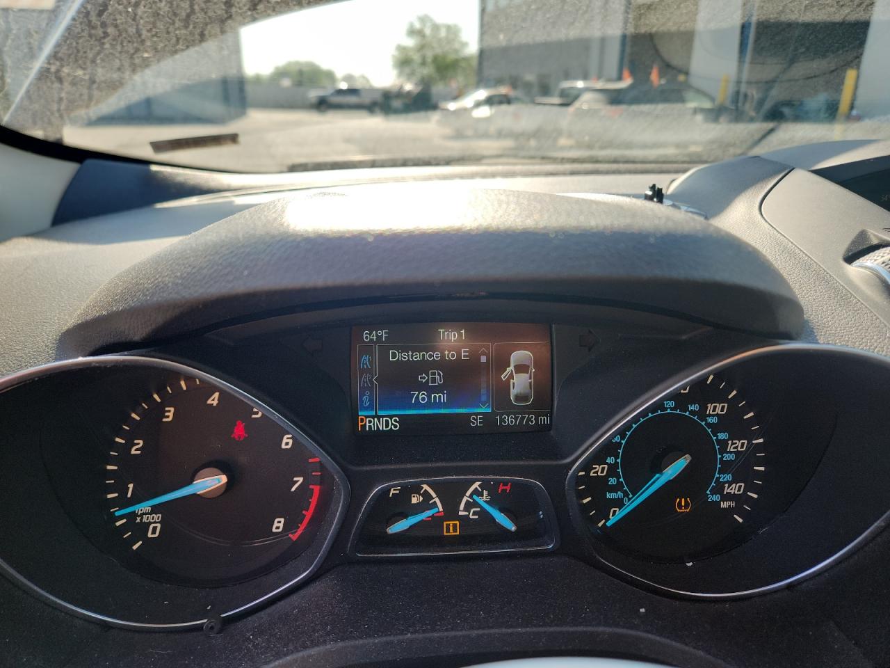 2016 Ford Escape Se Red vin: 1FMCU0GX9GUC01141 Damage: Warning - Tire Pressure, On, Unacceptable