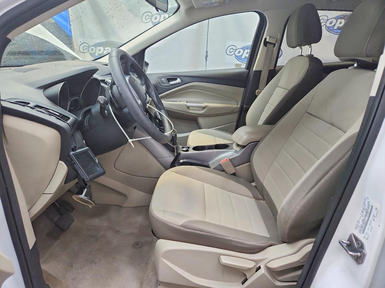 2013 Ford Escape Se White vin: 1FMCU0GXXDUB60028