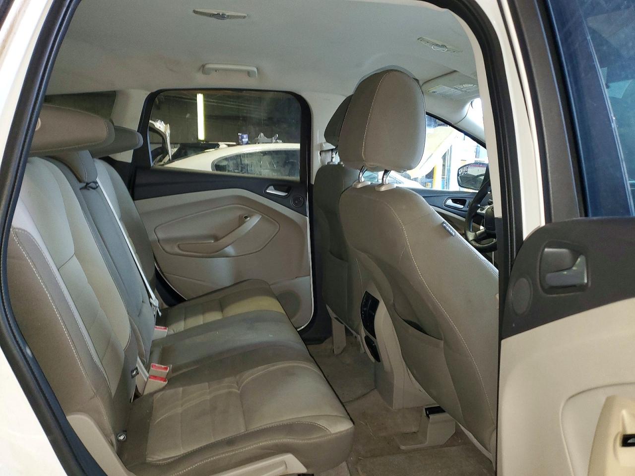 2013 Ford Escape Se White vin: 1FMCU0GXXDUB95040