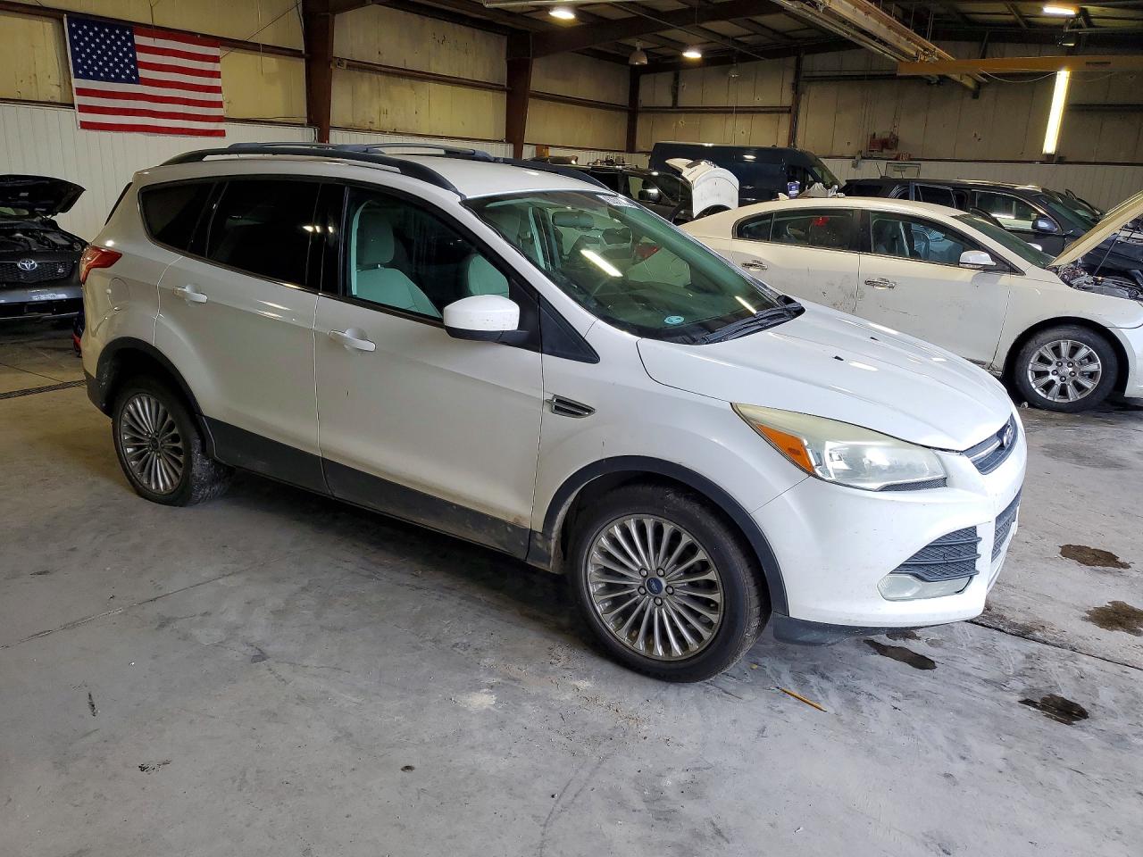 2013 Ford Escape Se White vin: 1FMCU0GXXDUB95040