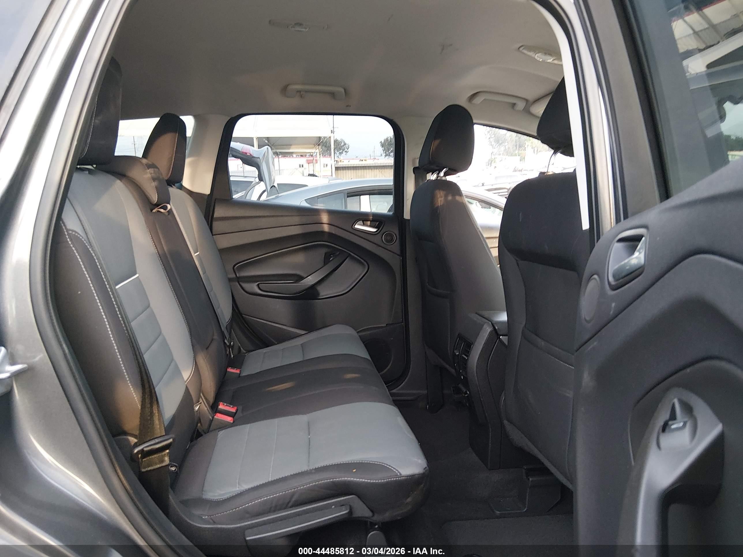 2013 Ford Escape Se Gray vin: 1FMCU0GXXDUD24734