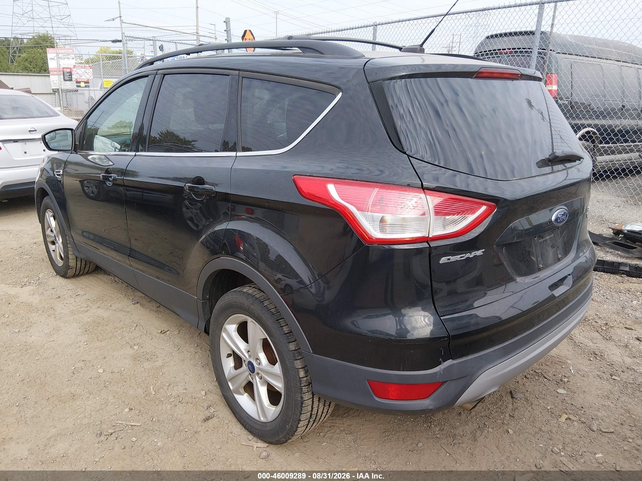 2013 Ford Escape Se Черный vin: 1FMCU0GXXDUD37015