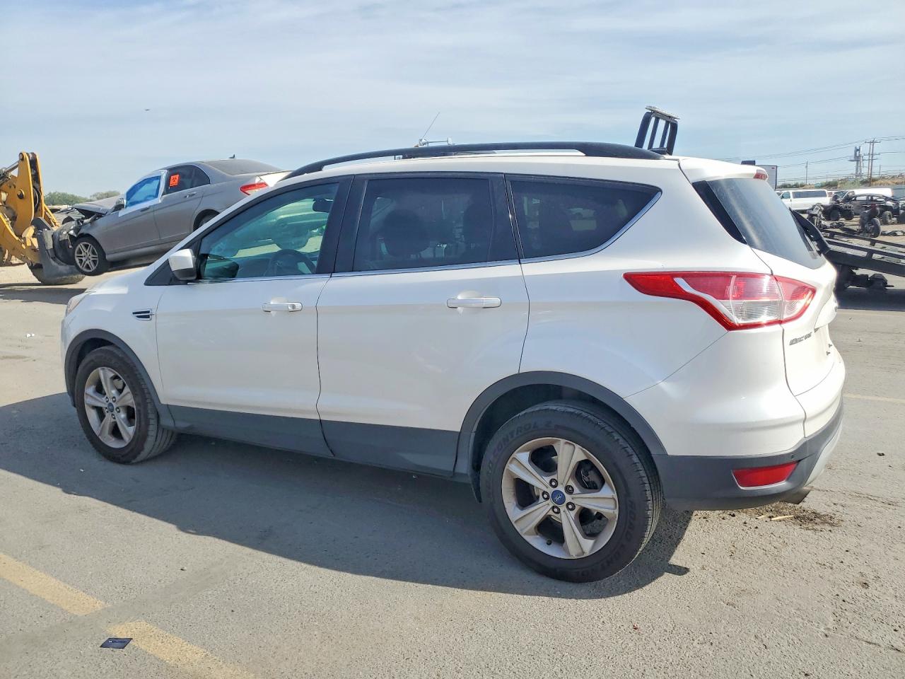 2014 Ford Escape Se White vin: 1FMCU0GXXEUA22166