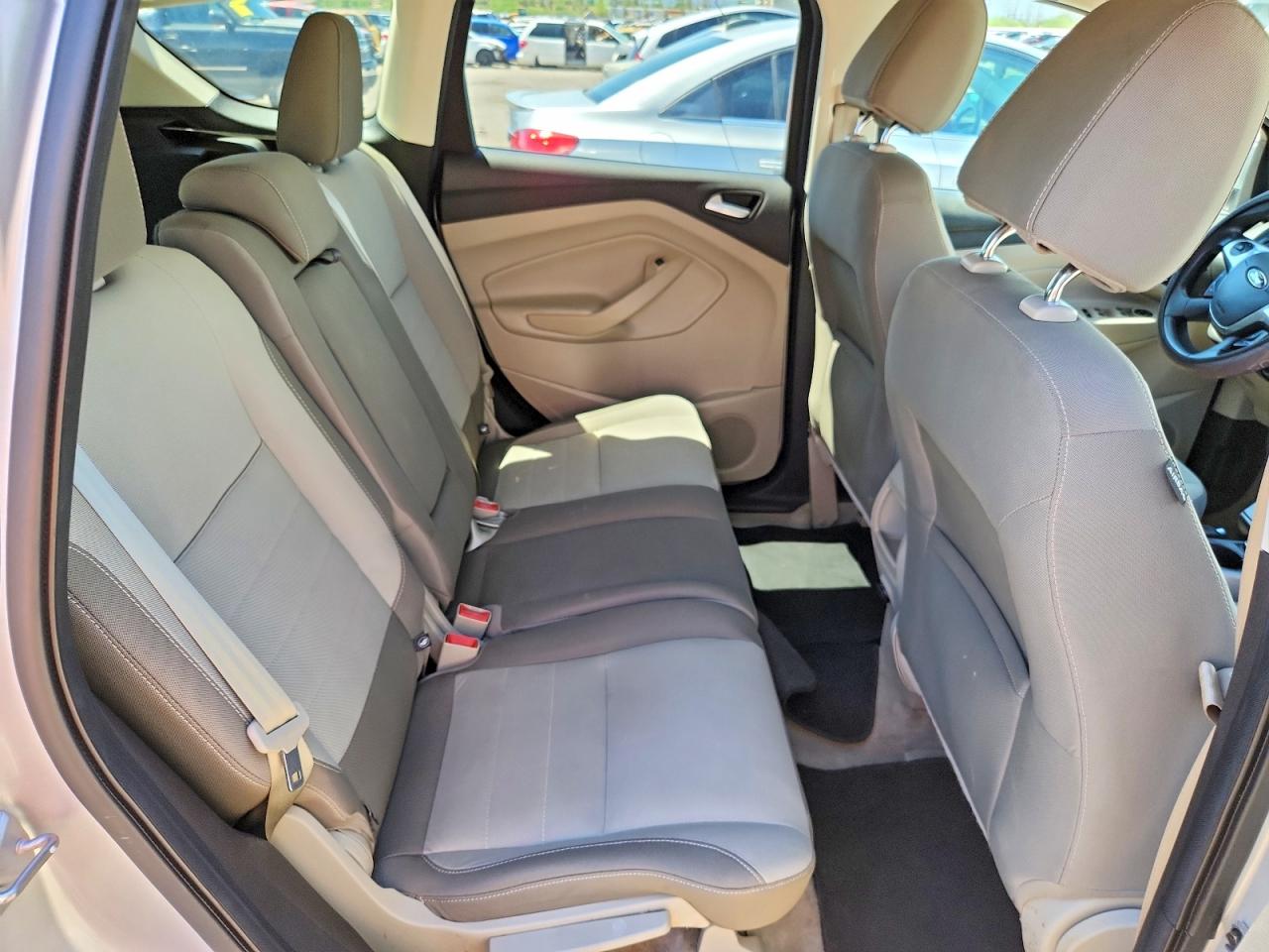 2014 Ford Escape Se Silver vin: 1FMCU0GXXEUC73897