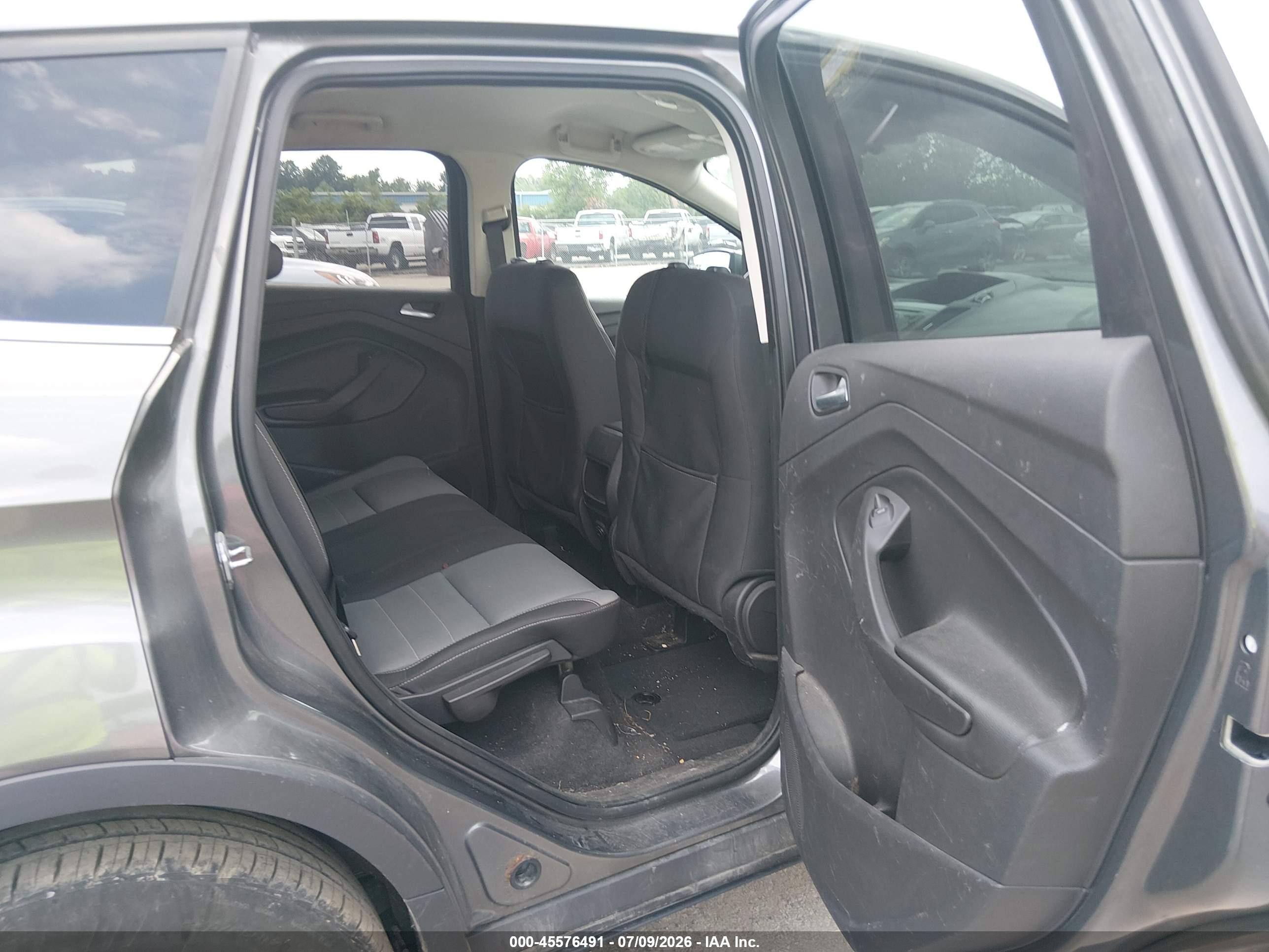 2014 Ford Escape Se Серый vin: 1FMCU0GXXEUD99466