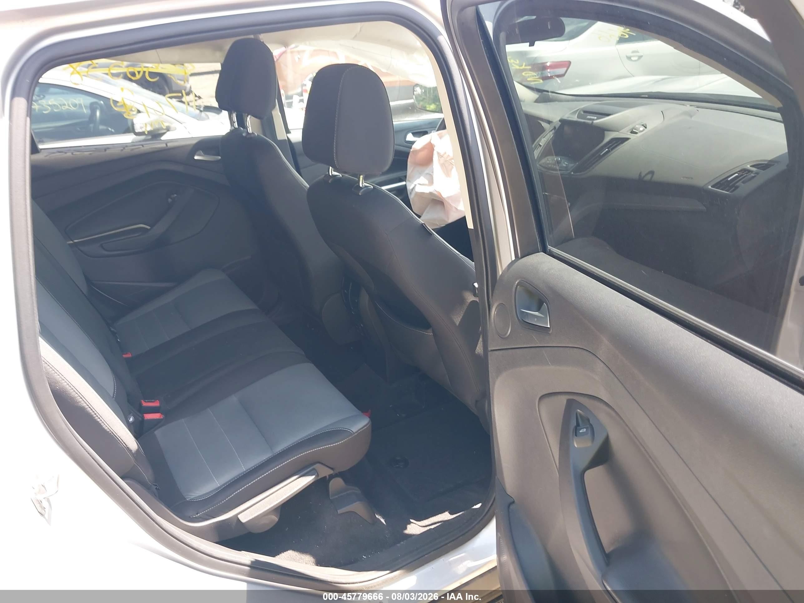 2014 Ford Escape Se Silver vin: 1FMCU0GXXEUE56538