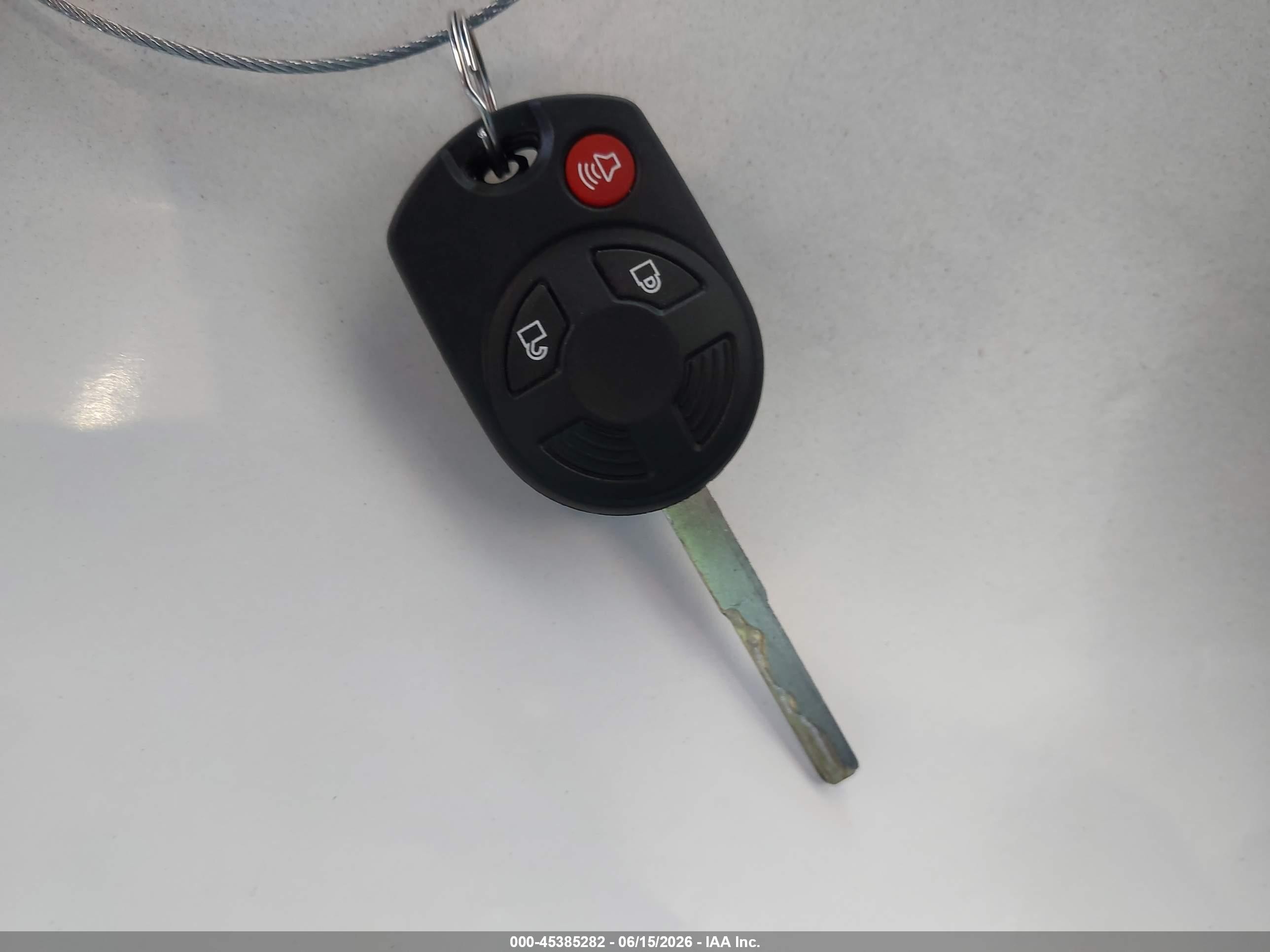 2015 Ford Escape Se Белый vin: 1FMCU0GXXFUC23826