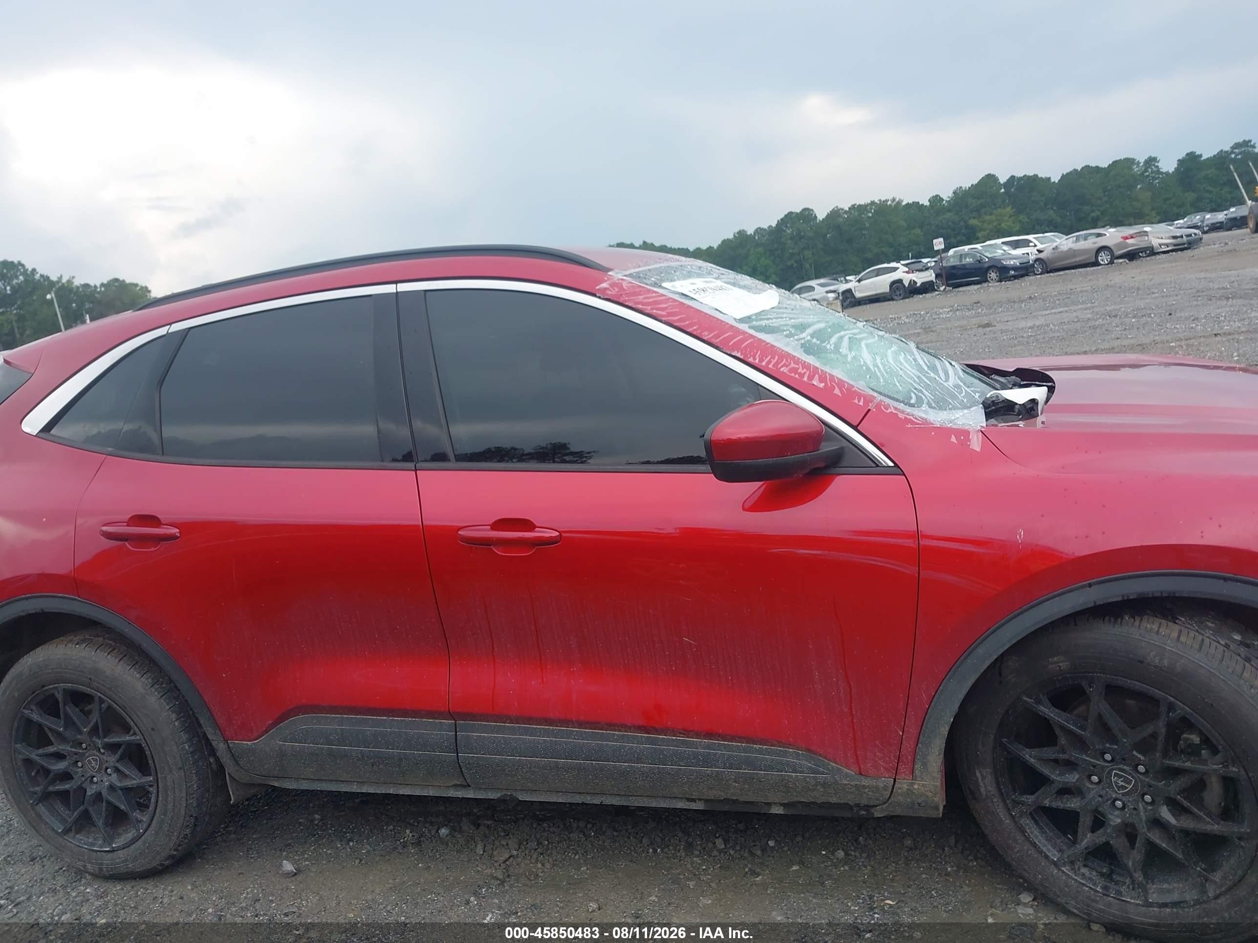 2021 Ford Escape Sel Red vin: 1FMCU0H62MUA31044