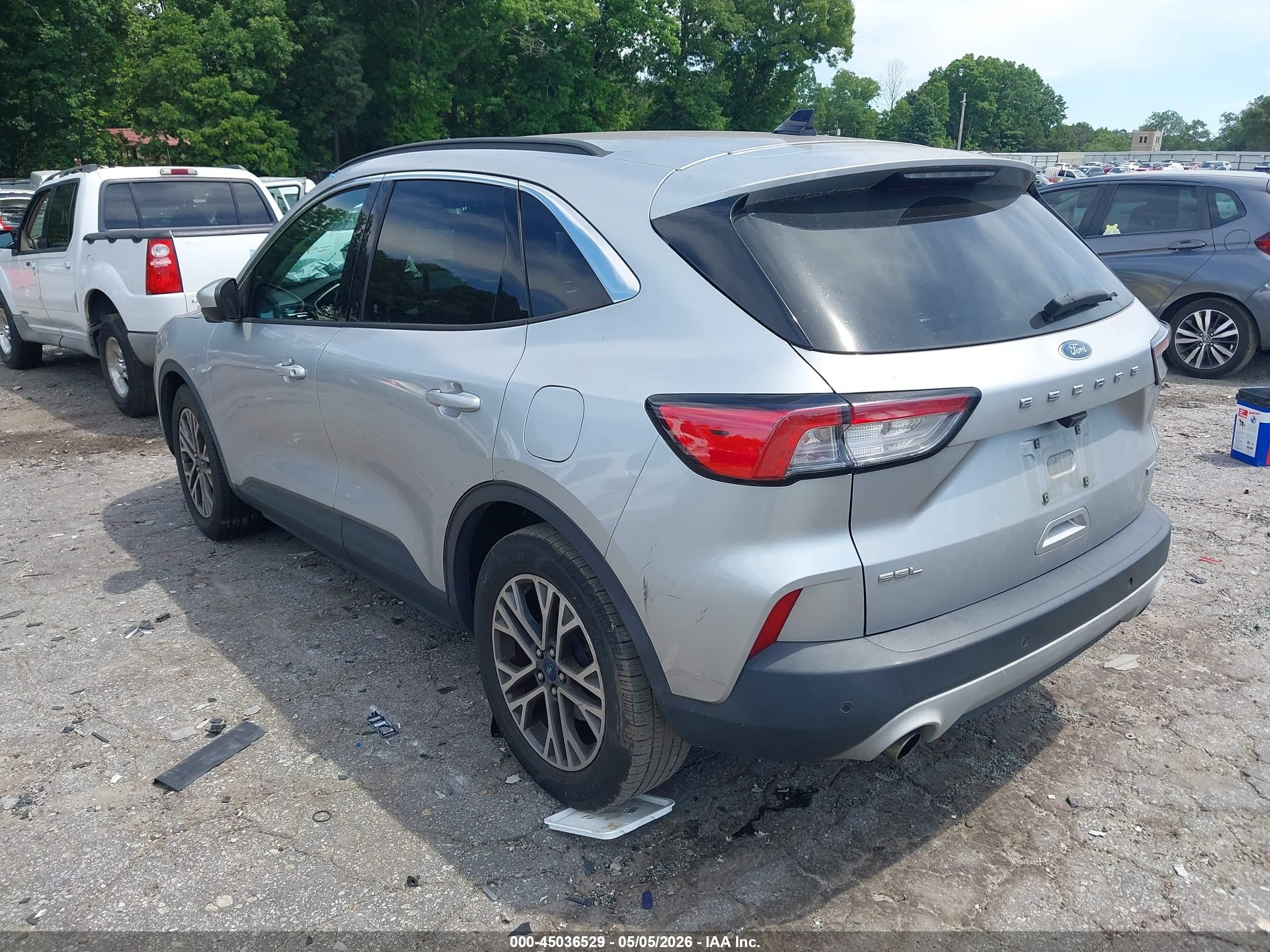 2020 Ford Escape Sel Серебряный vin: 1FMCU0H64LUA05382