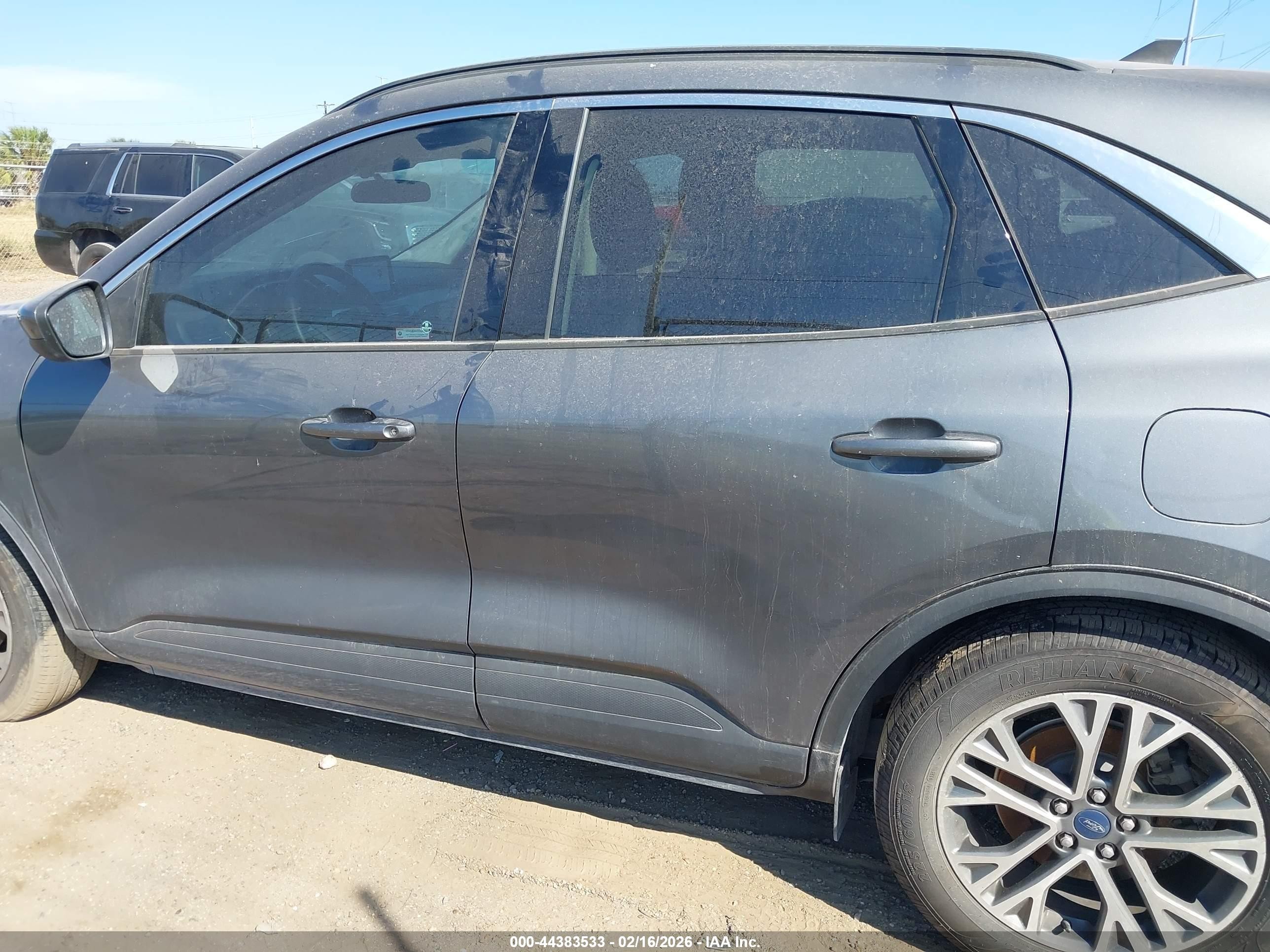 2022 Ford Escape Sel Серый vin: 1FMCU0H66NUA88266