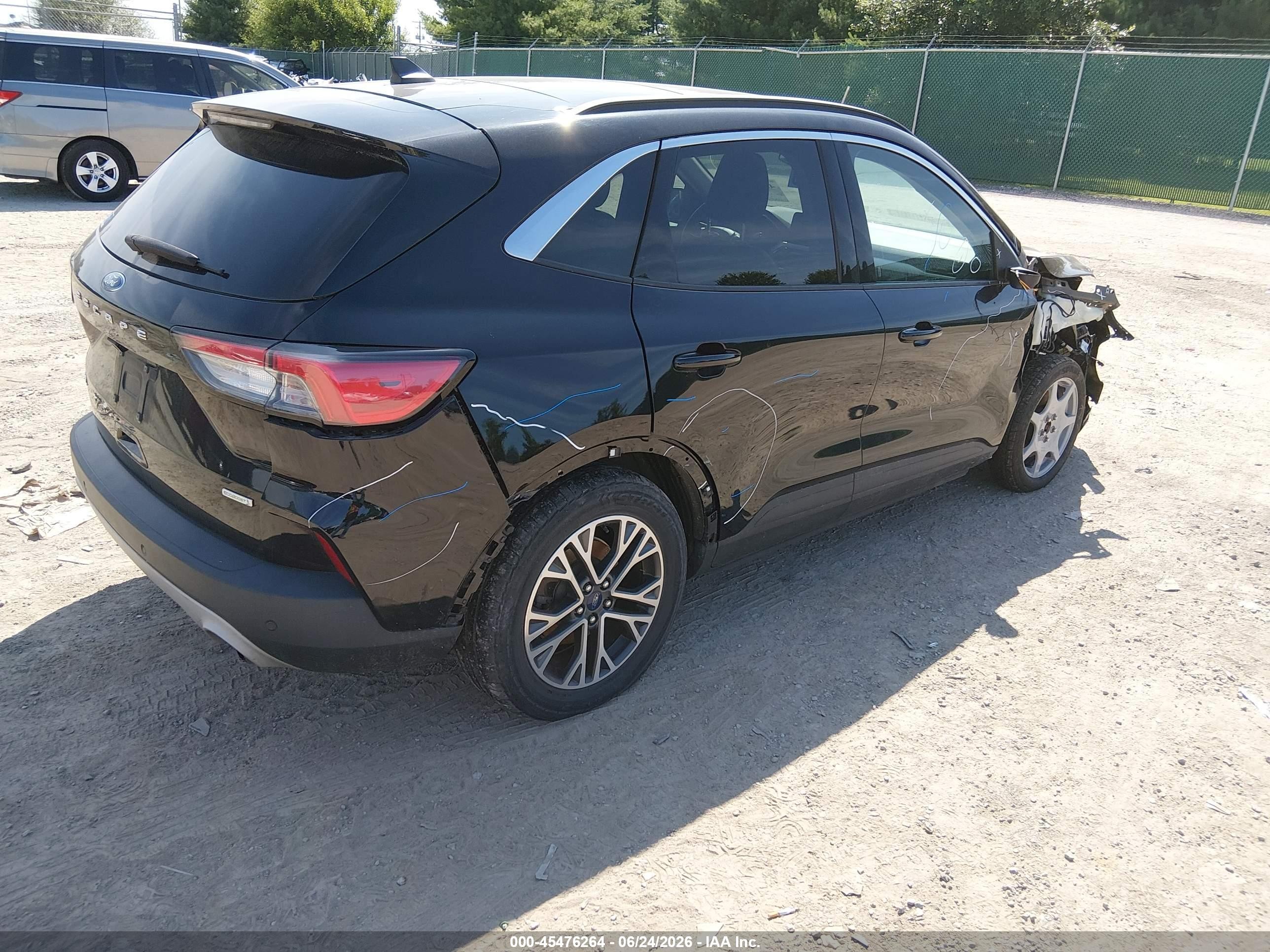 2020 Ford Escape Sel Черный vin: 1FMCU0H67LUB47032