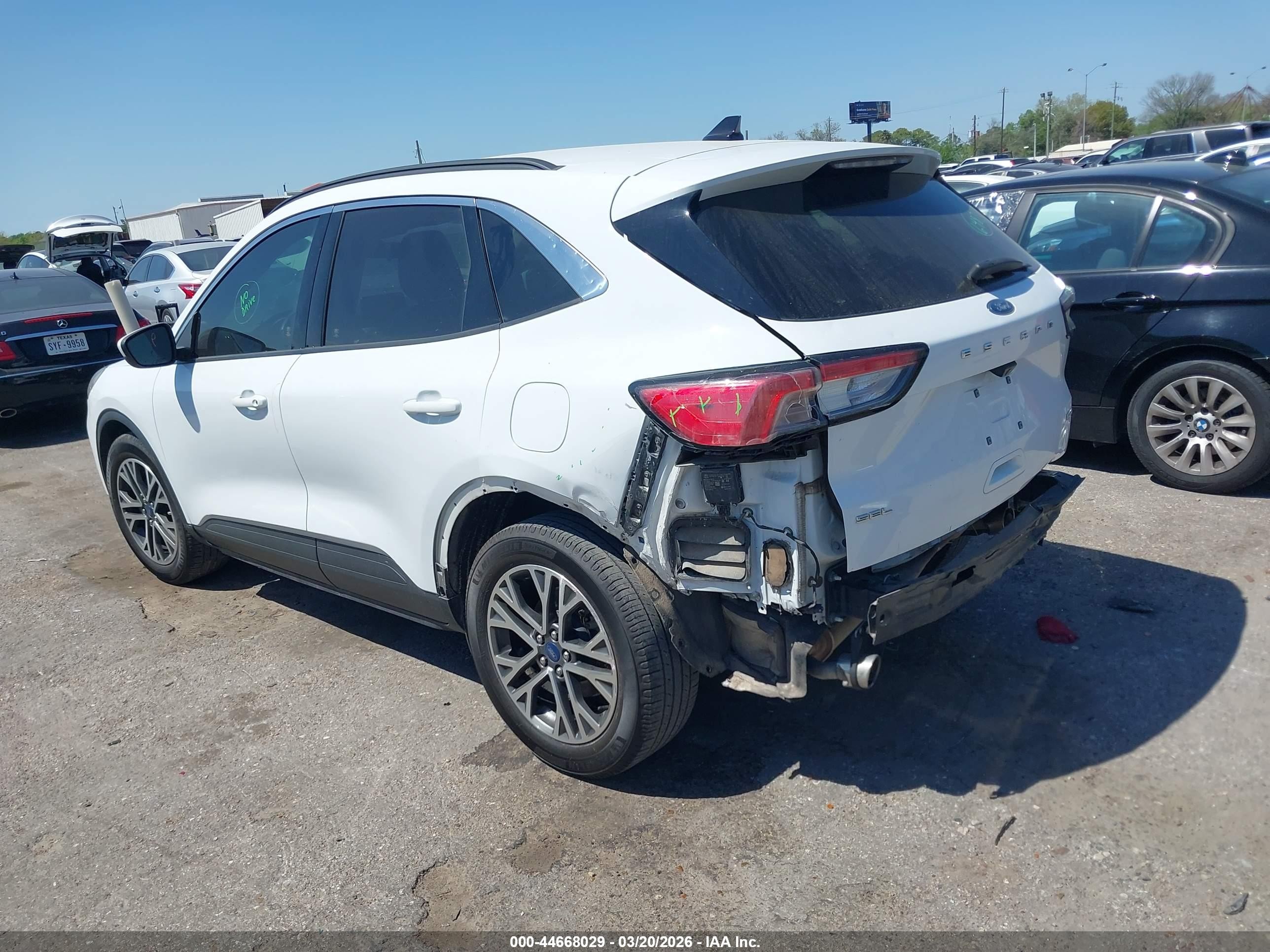 2020 Ford Escape Sel White vin: 1FMCU0H68LUA10147