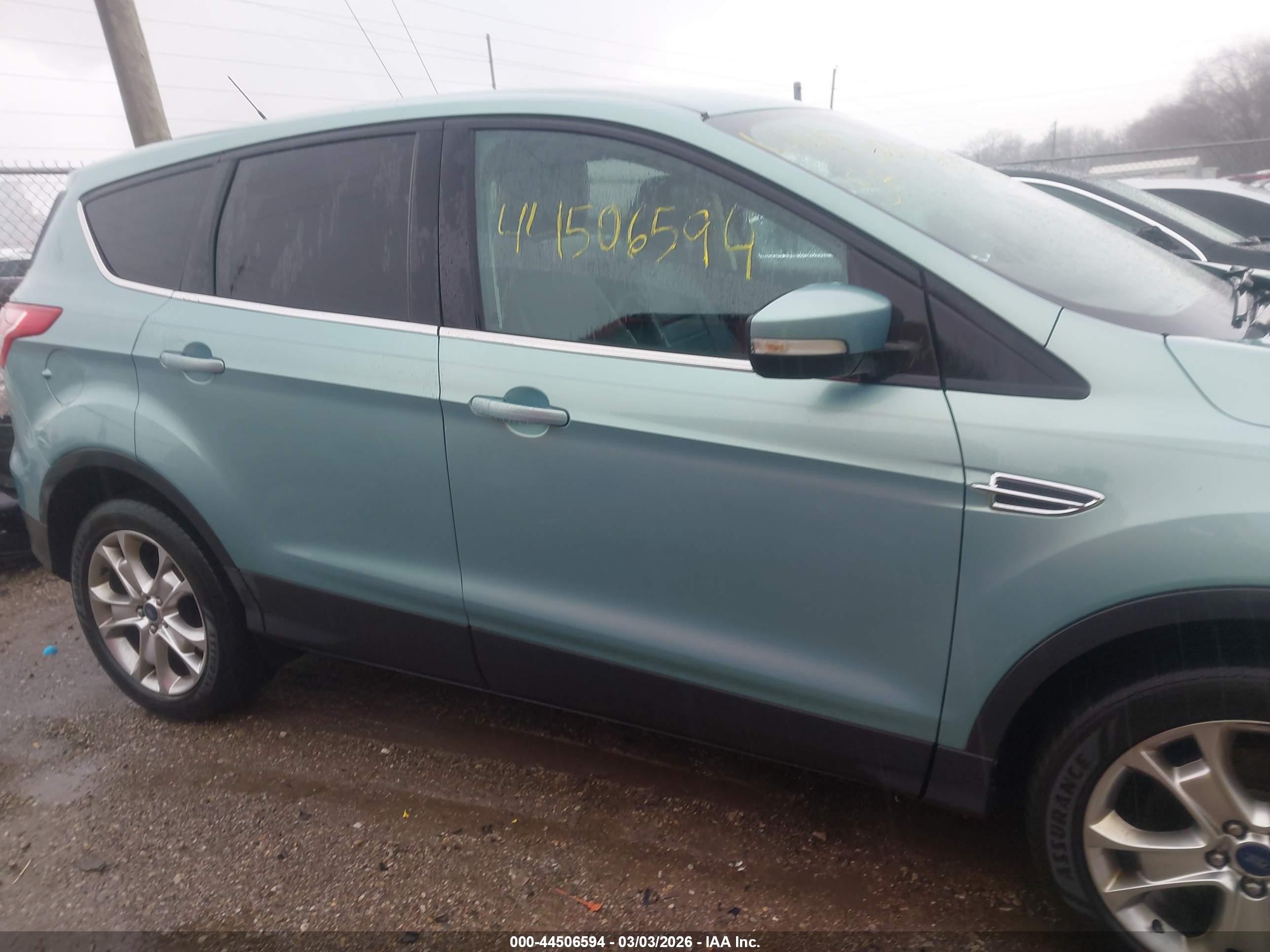 2013 Ford Escape Sel Light Blue vin: 1FMCU0H91DUC42567