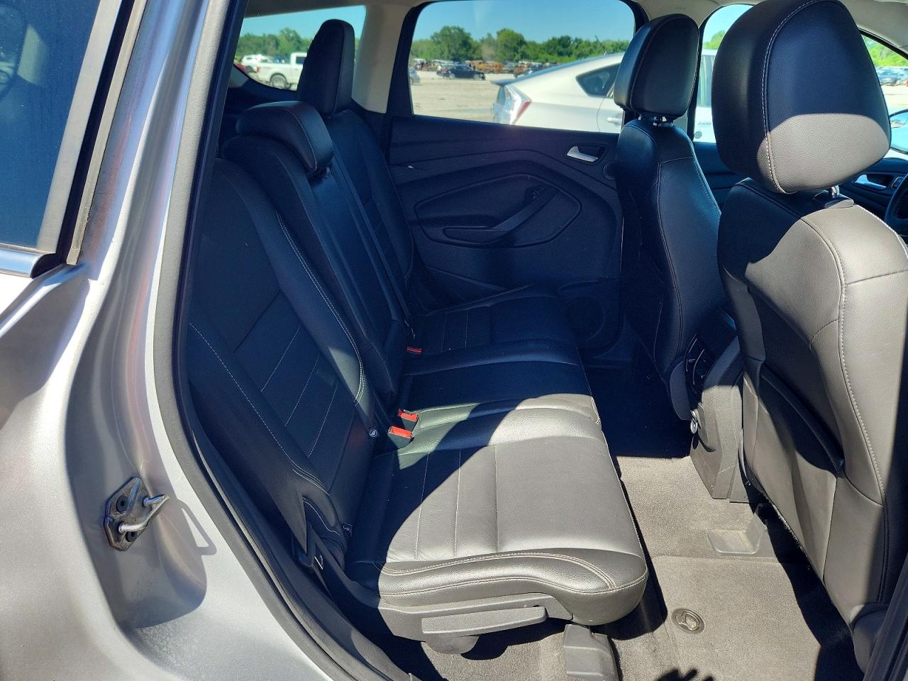 2013 Ford Escape Silver vin: 1FMCU0H91DUC47915