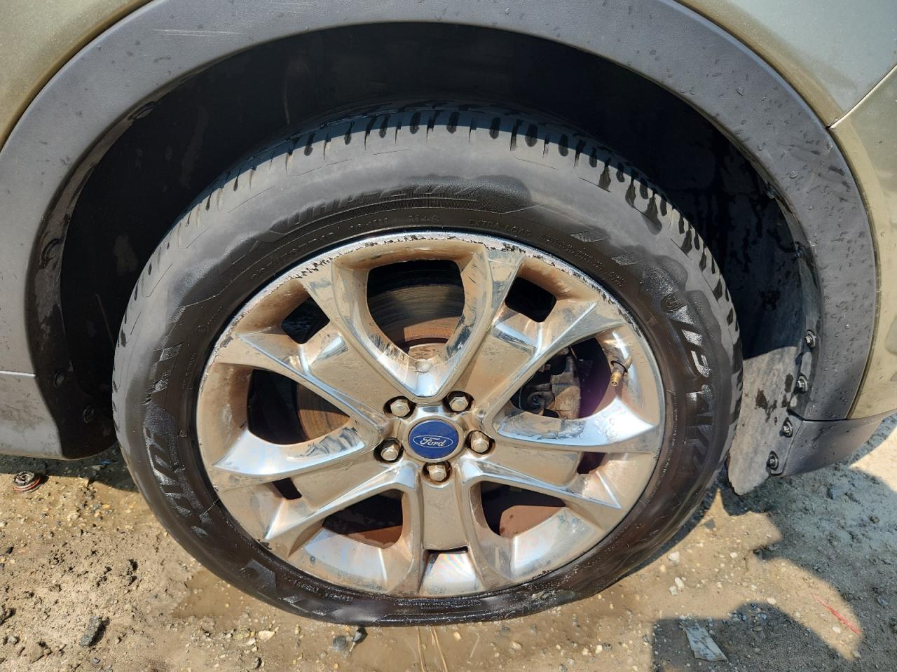 2013 Ford Escape Sel Green vin: 1FMCU0H93DUD31895 Damage: Right Front Wheel, Curb Rash, > 12 Inches