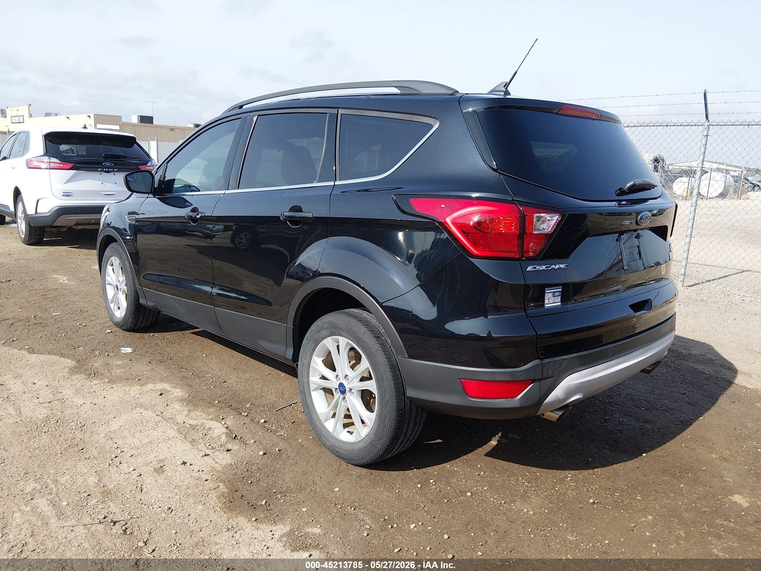 2019 Ford Escape Sel Black vin: 1FMCU0HD0KUB59956