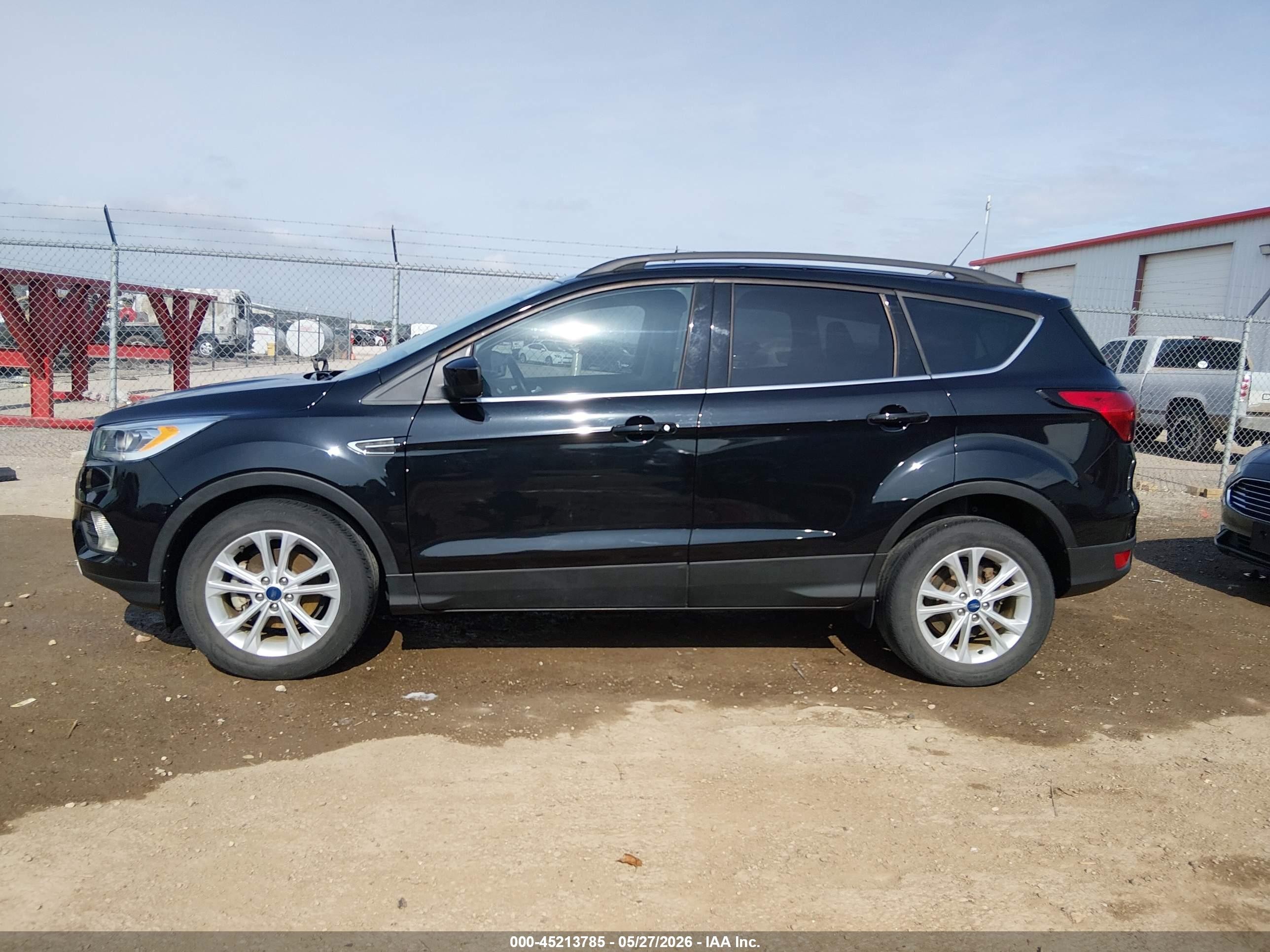 2019 Ford Escape Sel Black vin: 1FMCU0HD0KUB59956