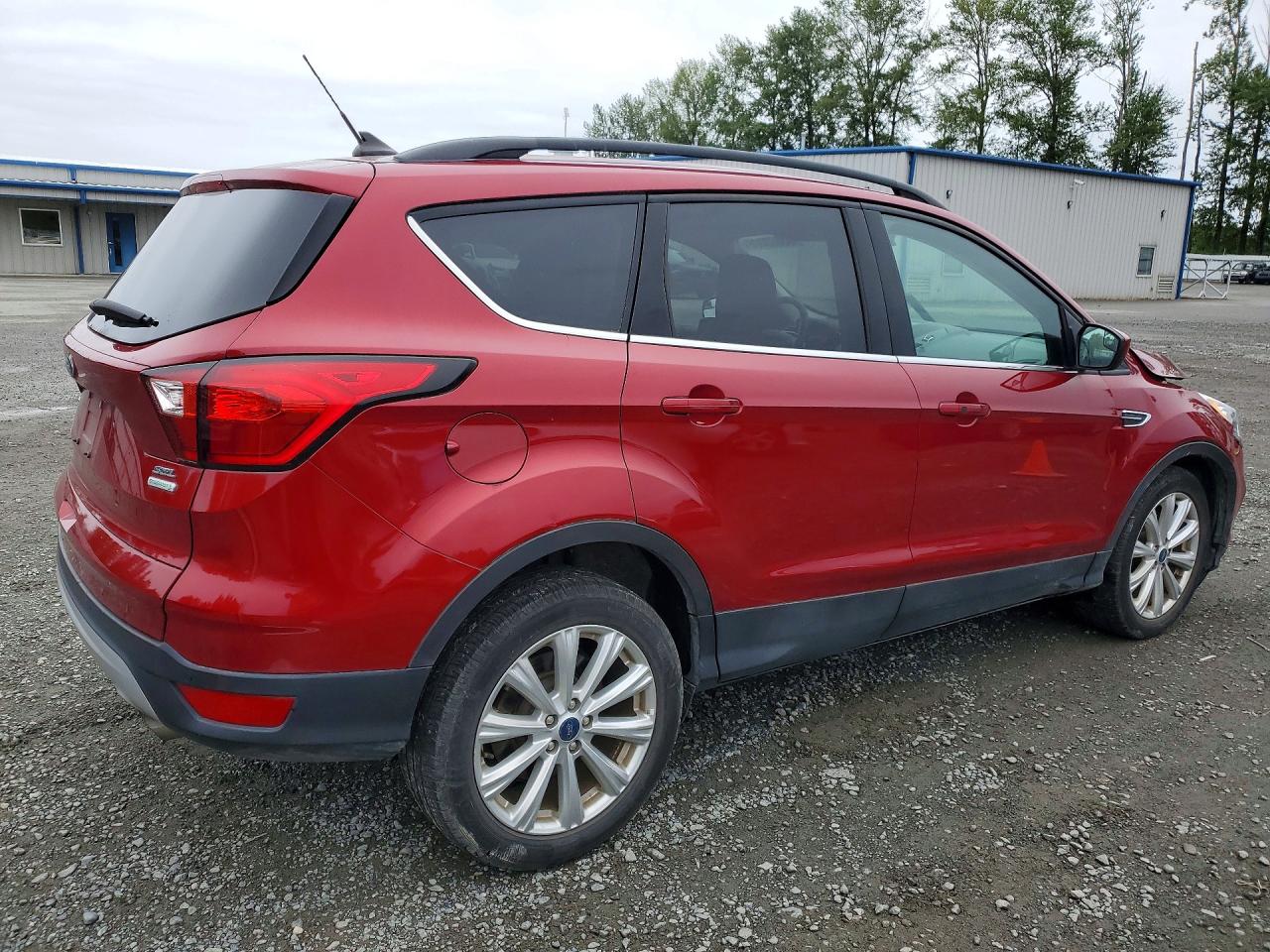 2019 Ford Escape Sel Red vin: 1FMCU0HD1KUA88959
