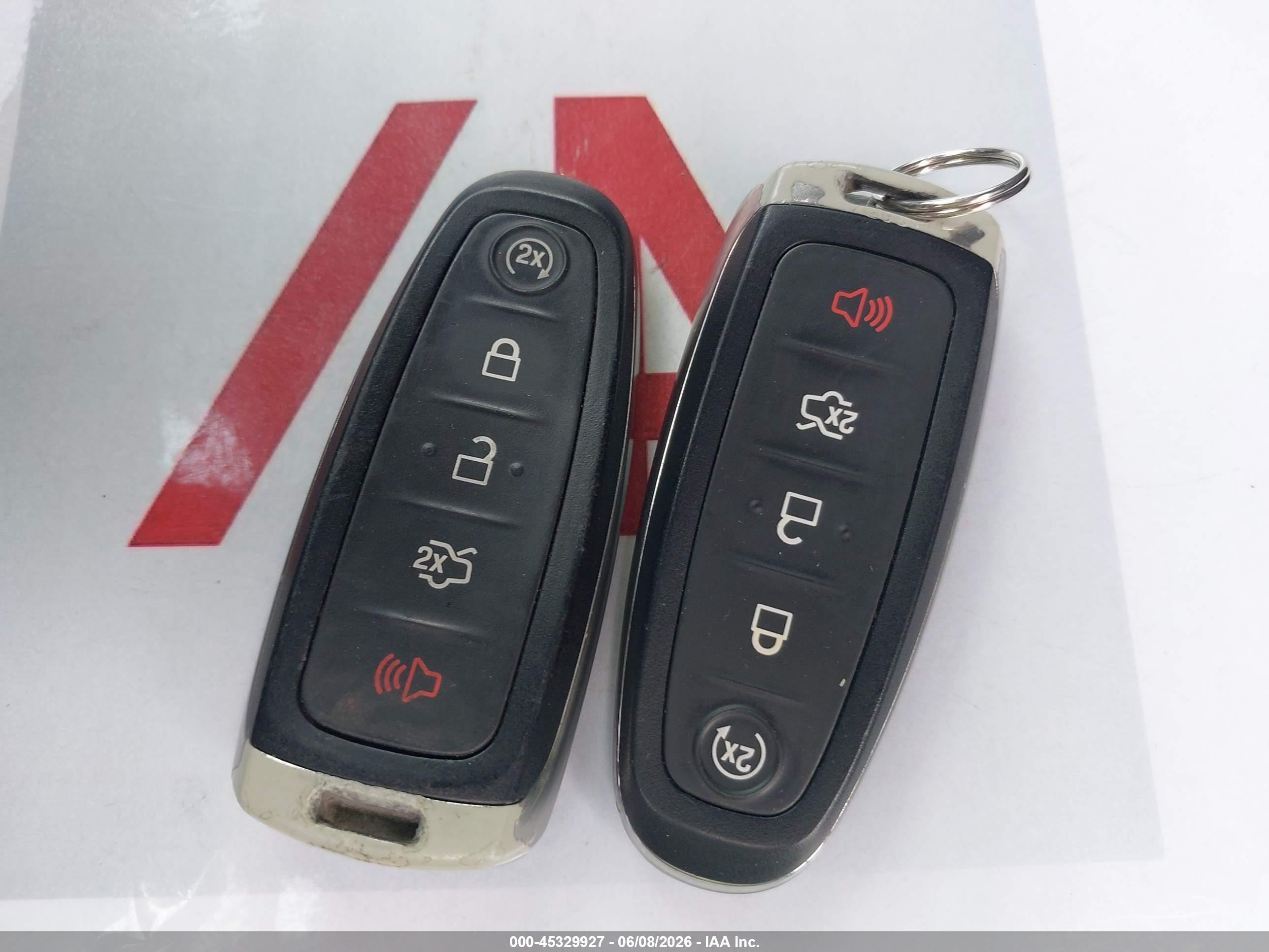 2019 Ford Escape Sel White vin: 1FMCU0HD3KUB00982