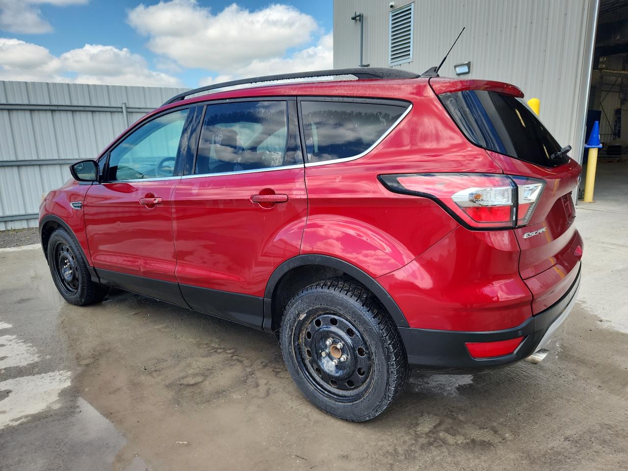 2018 Ford Escape Sel Red vin: 1FMCU0HD4JUD23837 Damage: Left Front Door, Multiple Dents/Paint Damage, 3
