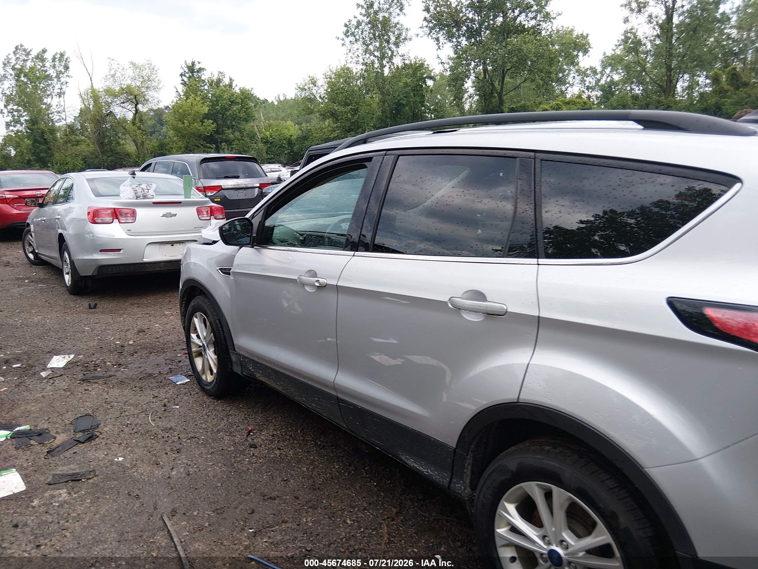 2018 Ford Escape Sel Silver vin: 1FMCU0HD6JUD01855