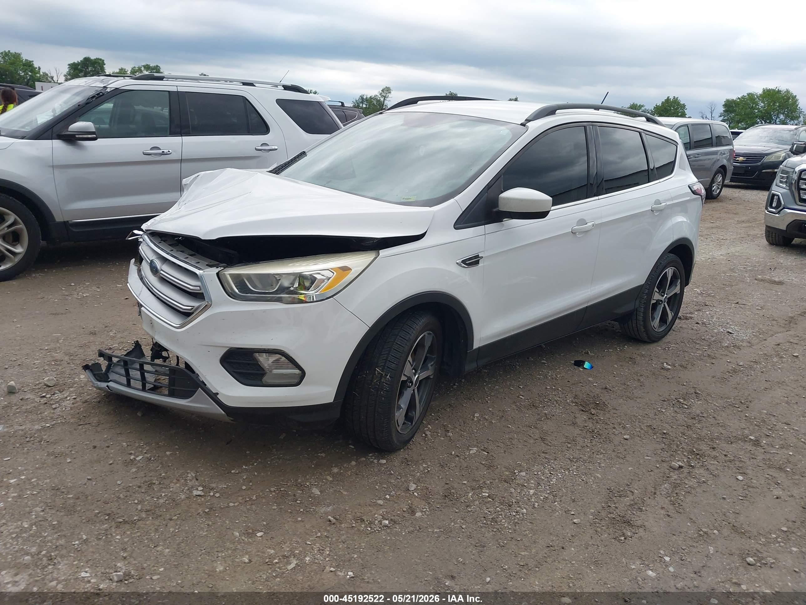 2018 Ford Escape Sel White vin: 1FMCU0HD7JUB05486