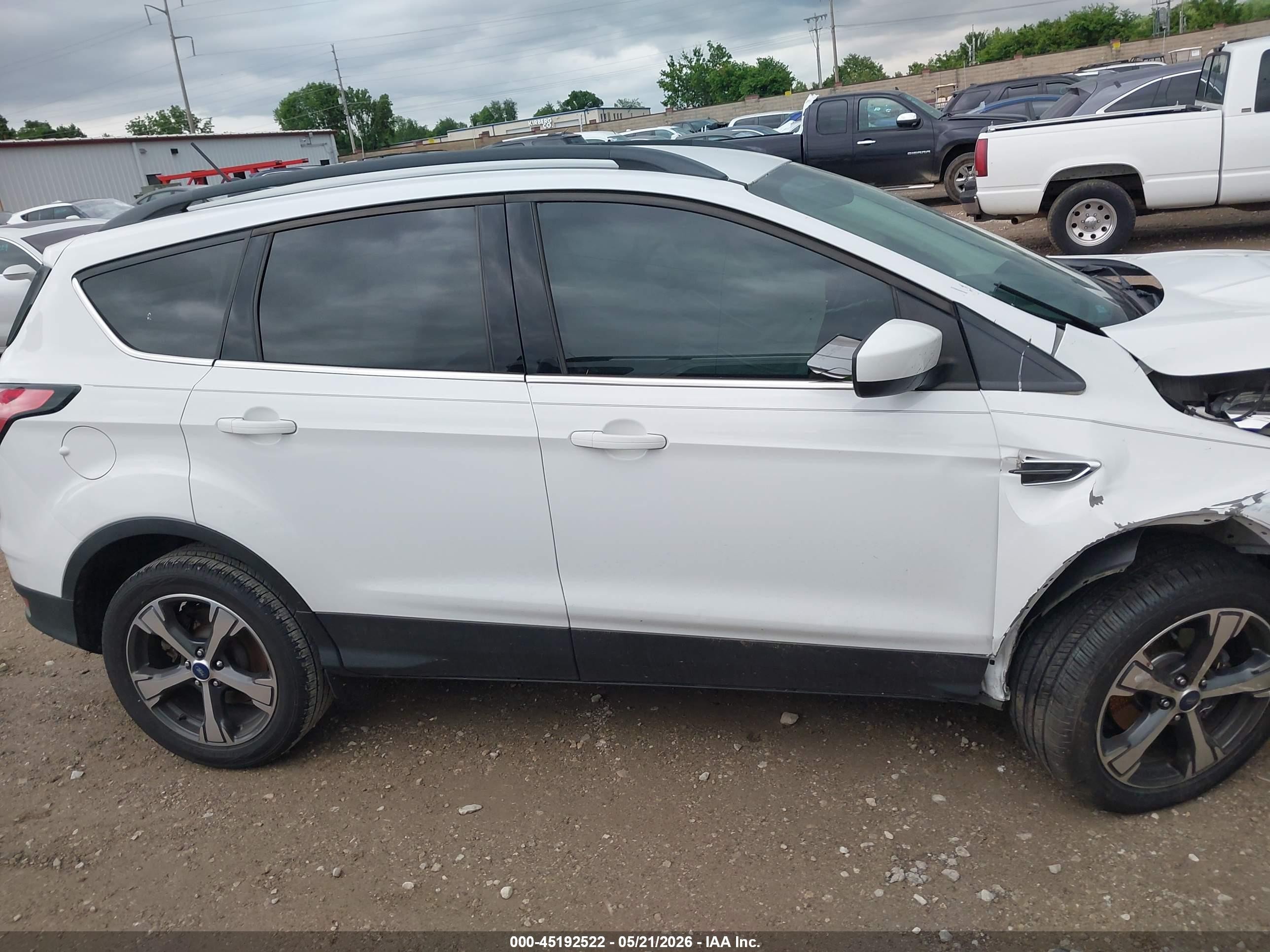 2018 Ford Escape Sel White vin: 1FMCU0HD7JUB05486