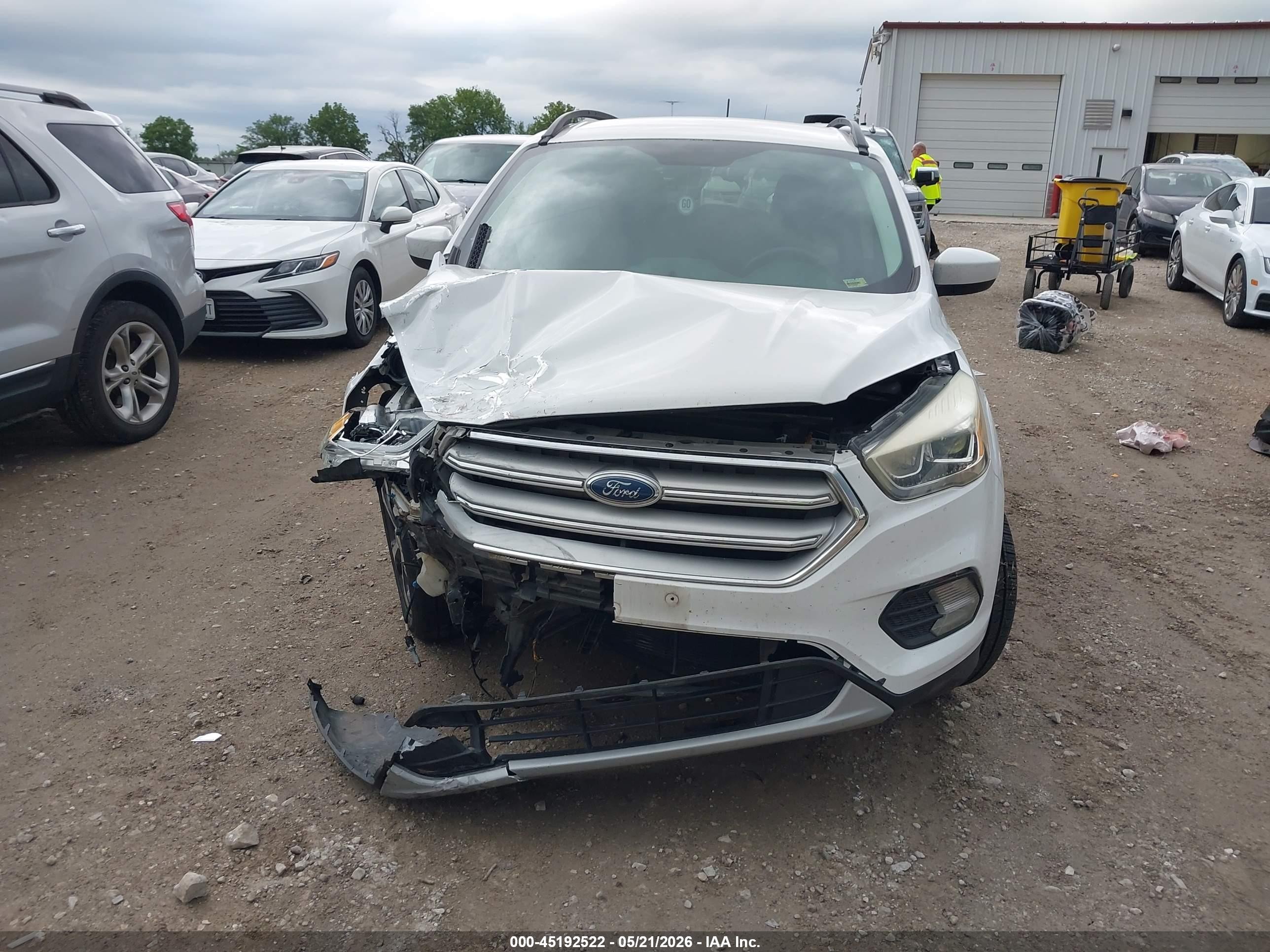 2018 Ford Escape Sel White vin: 1FMCU0HD7JUB05486