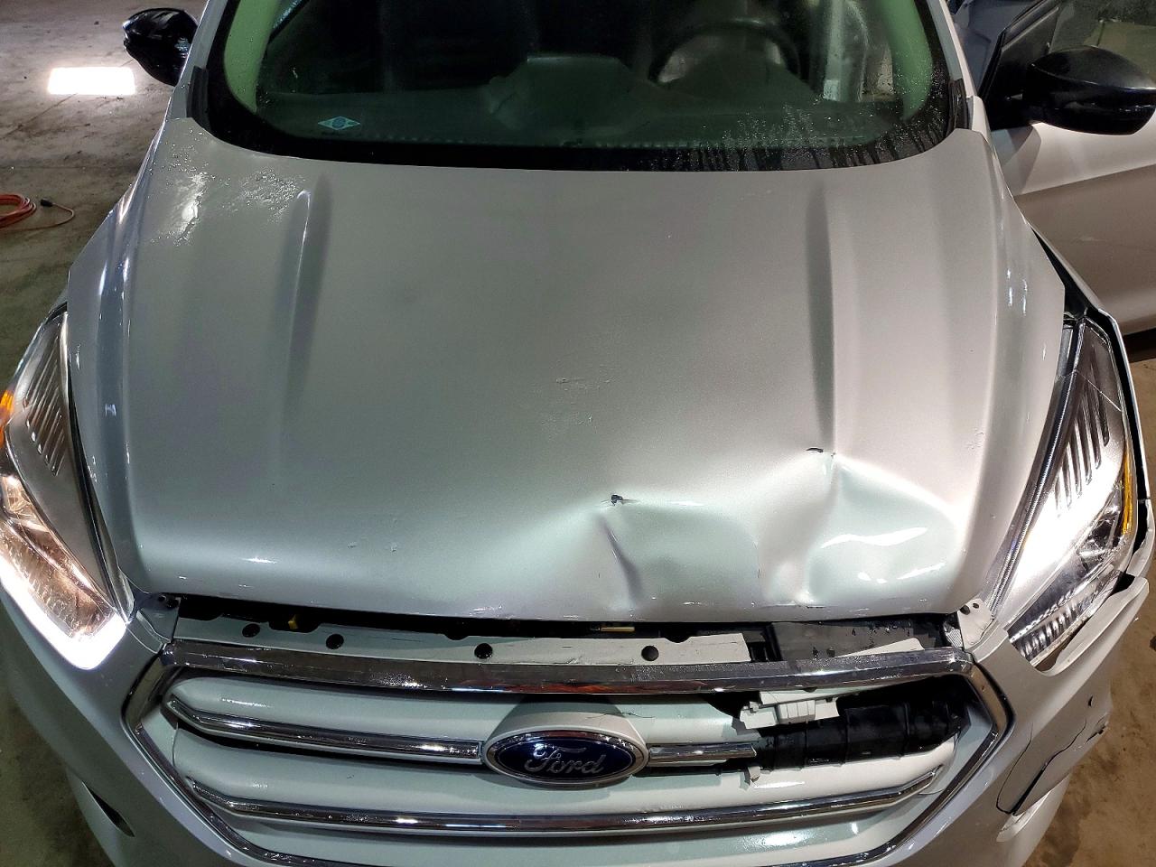 2018 Ford Escape Sel Silver vin: 1FMCU0HD7JUD03114