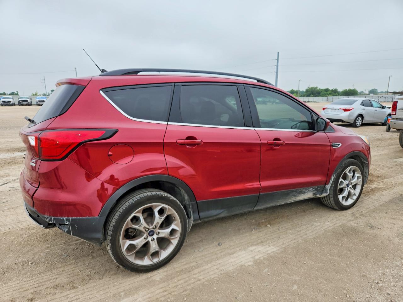 2019 Ford Escape Sel Burgundy vin: 1FMCU0HD8KUB85916