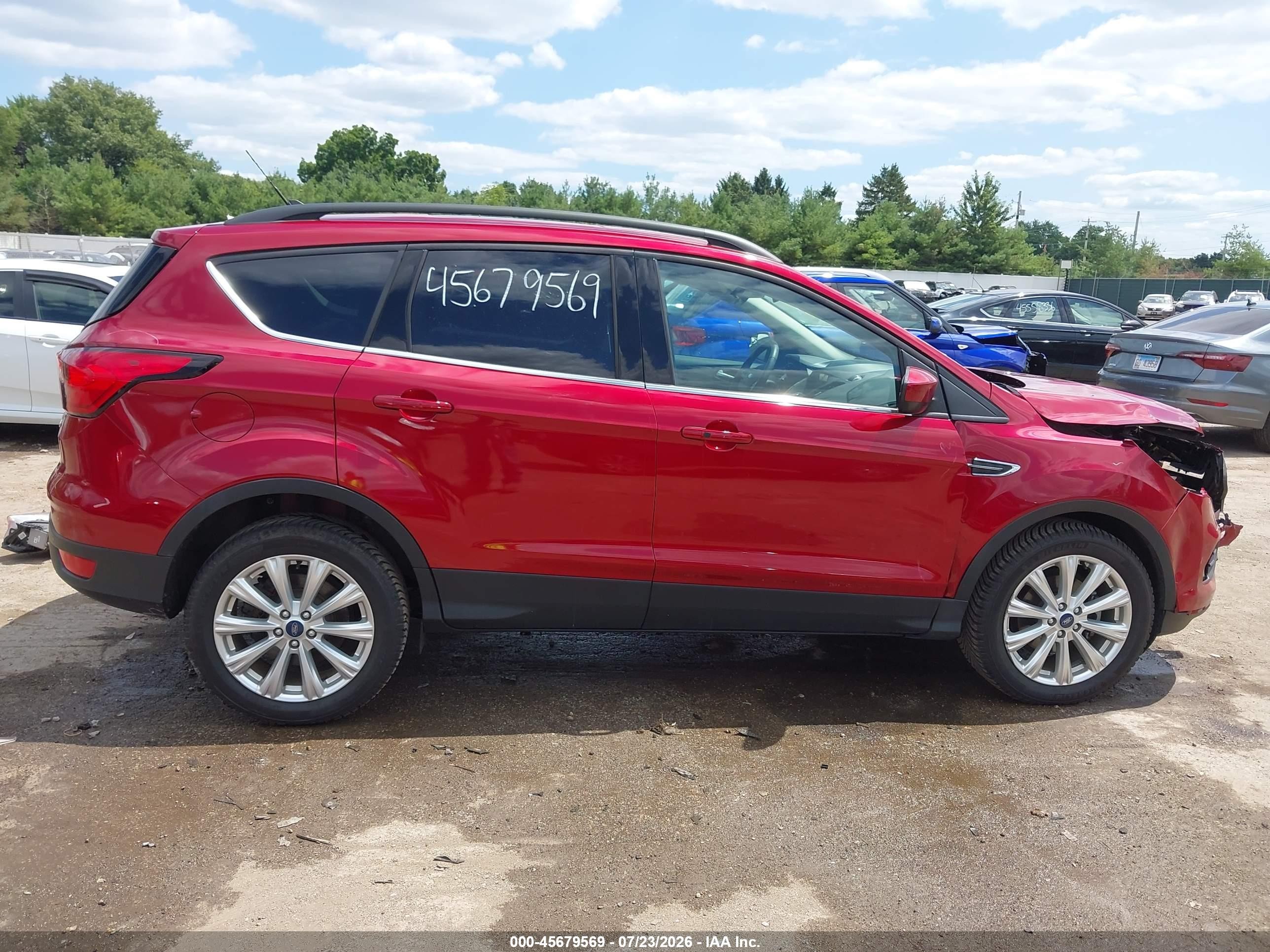 2019 Ford Escape Sel Red vin: 1FMCU0HDXKUB96674