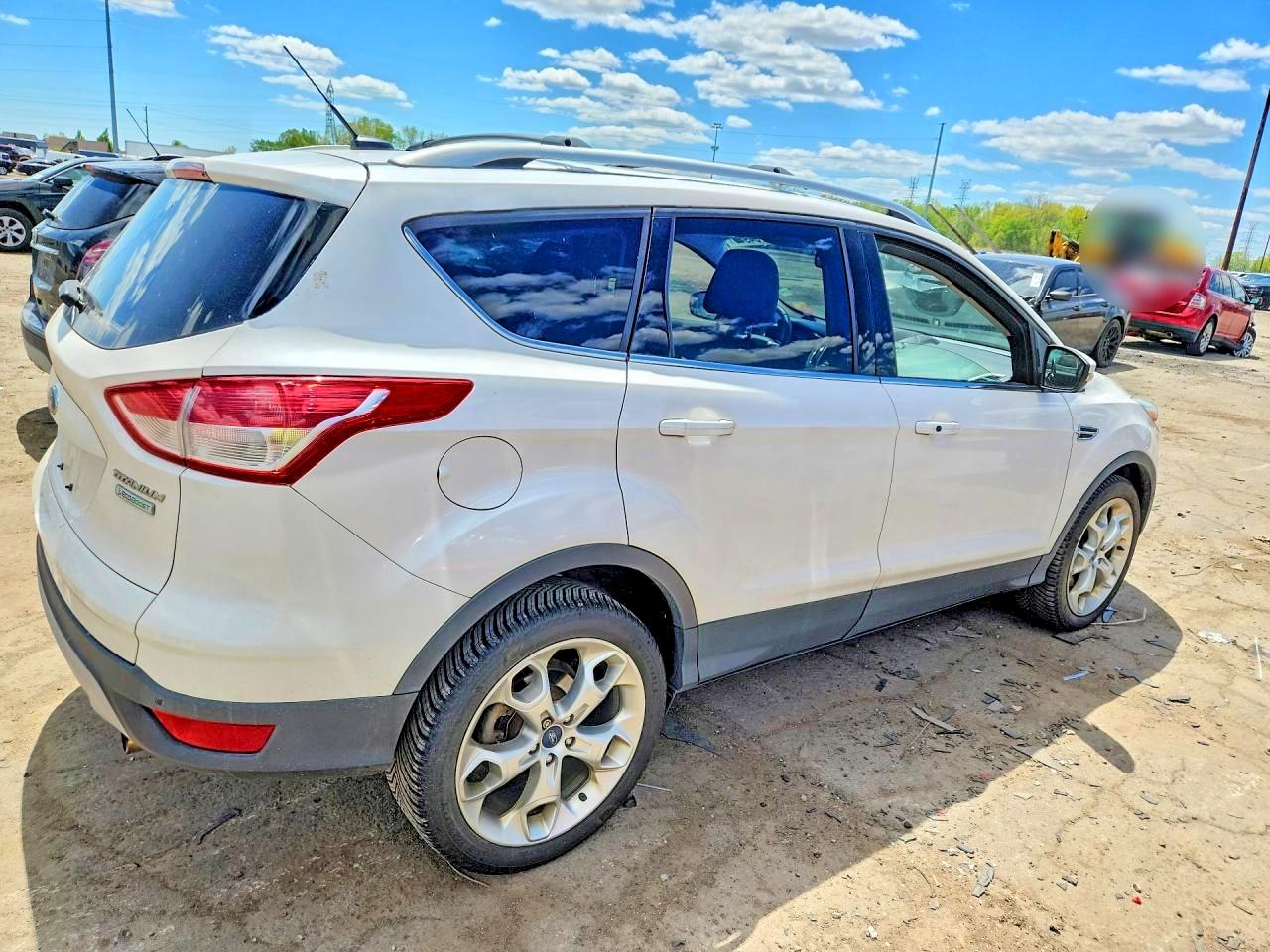 2013 Ford Escape Titanium White vin: 1FMCU0J90DUA99525
