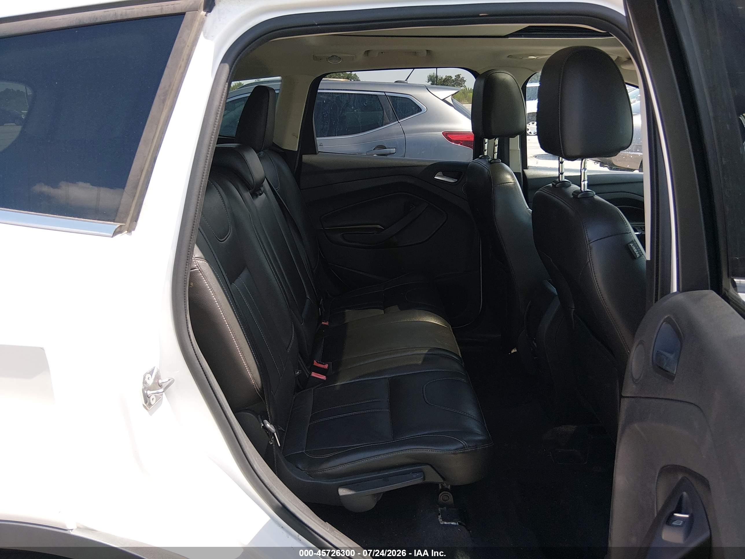 2013 Ford Escape Titanium White vin: 1FMCU0J90DUB14878