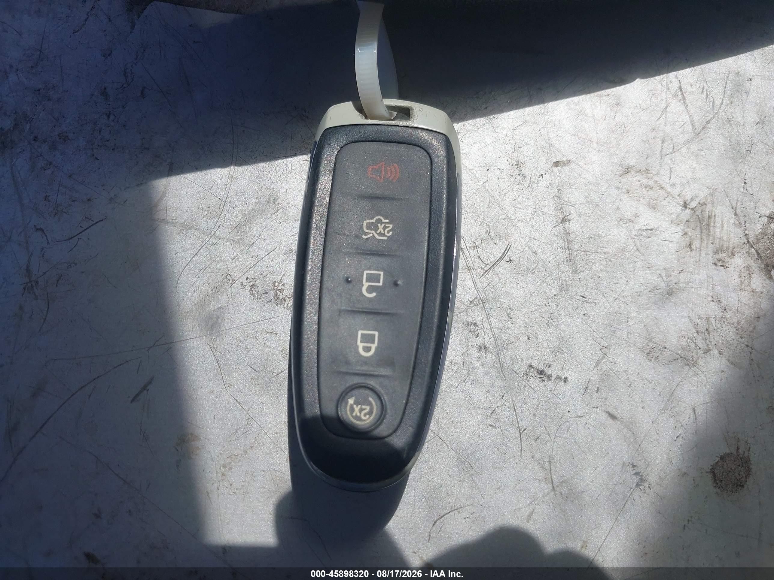 2014 Ford Escape Titanium White vin: 1FMCU0J90EUA15835