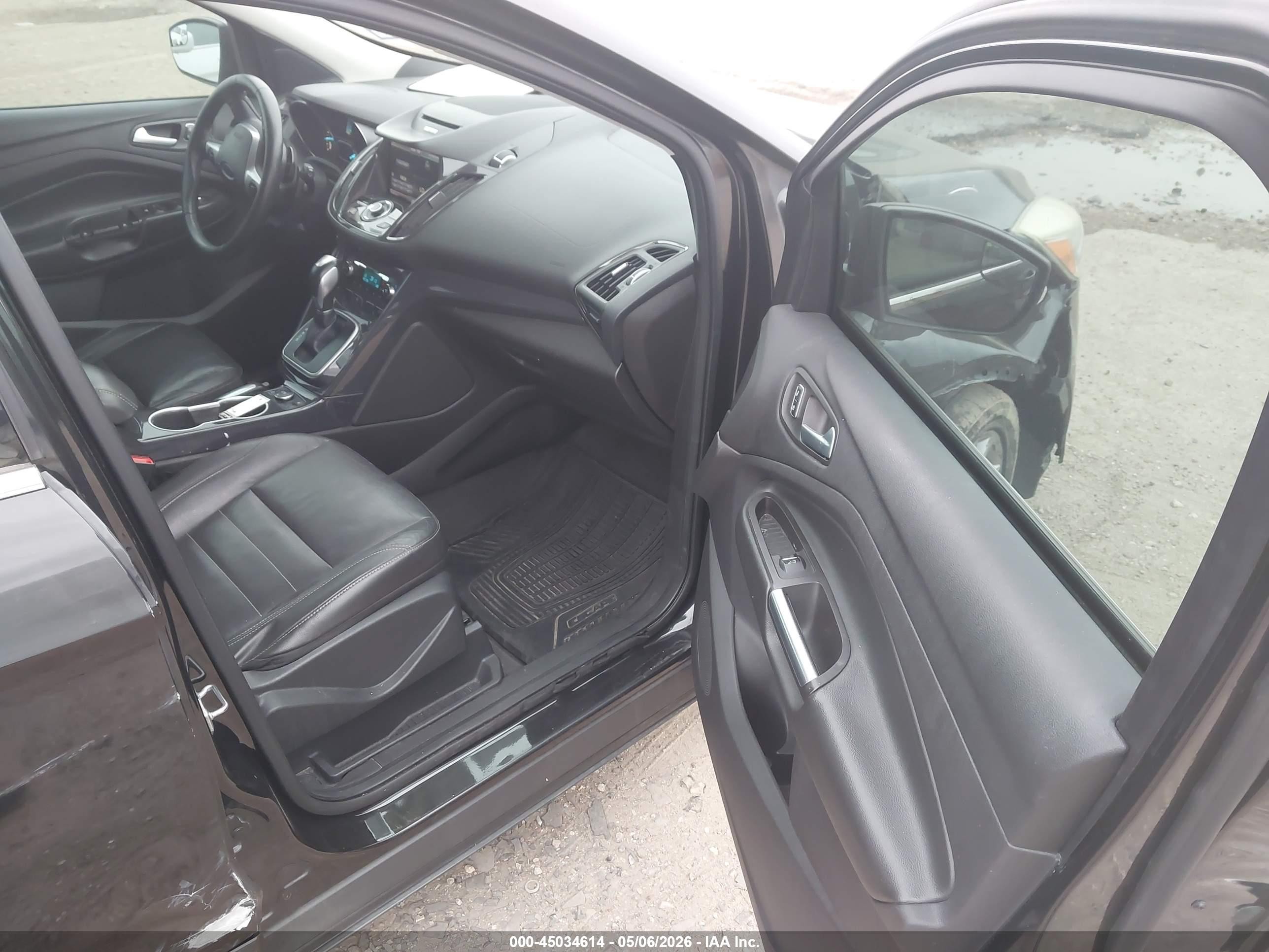2014 Ford Escape Titanium Черный vin: 1FMCU0J90EUB34422