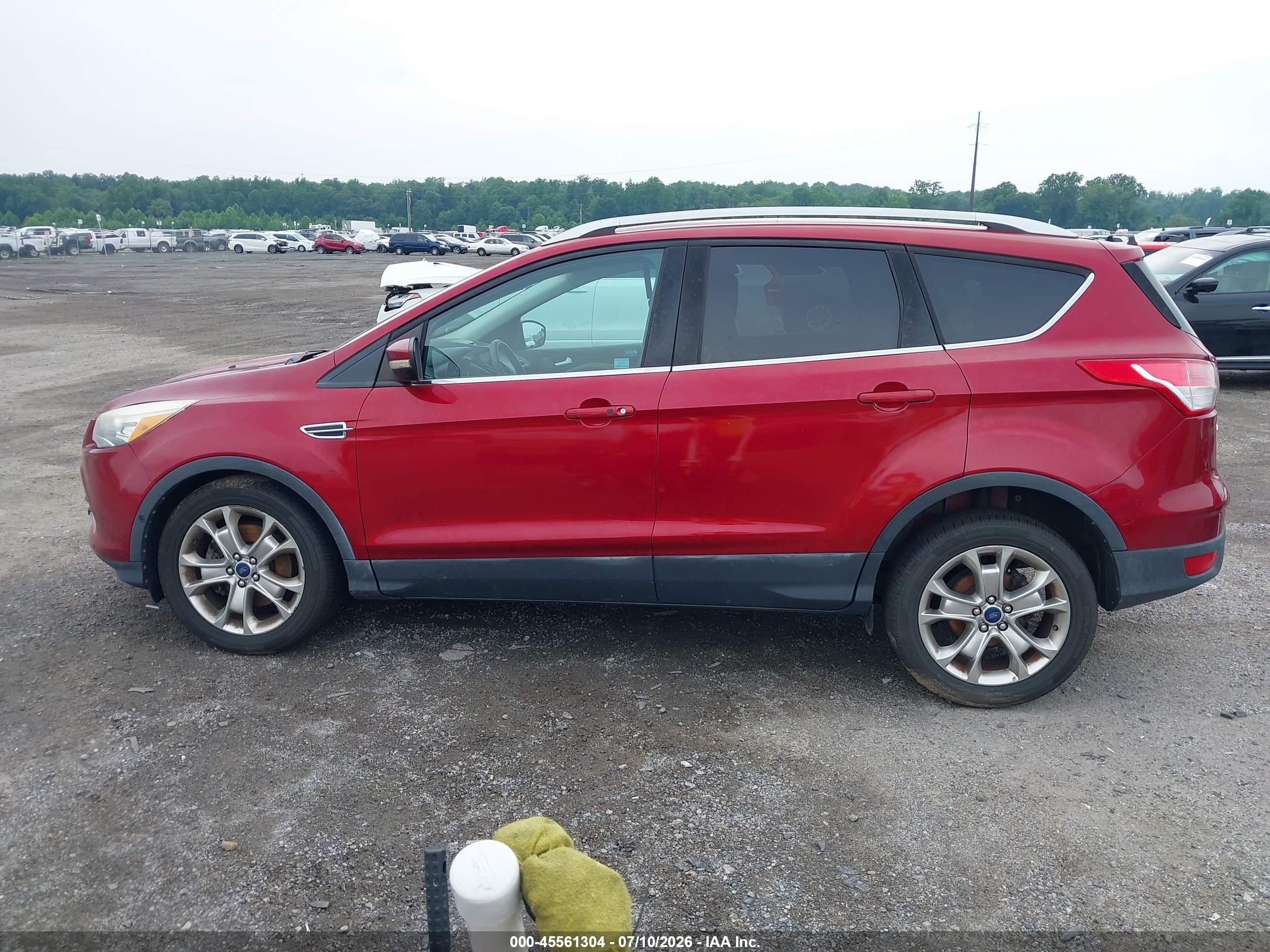 2014 Ford Escape Titanium Red vin: 1FMCU0J90EUC15842
