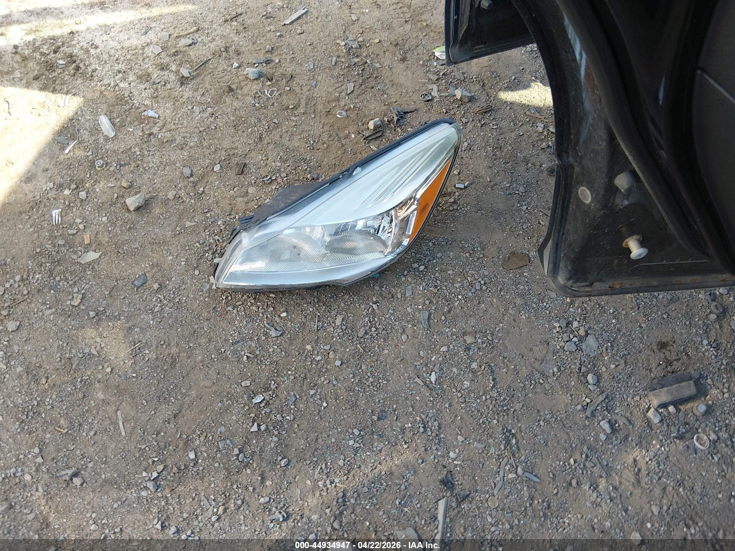 2014 Ford Escape Titanium Черный vin: 1FMCU0J90EUC18594