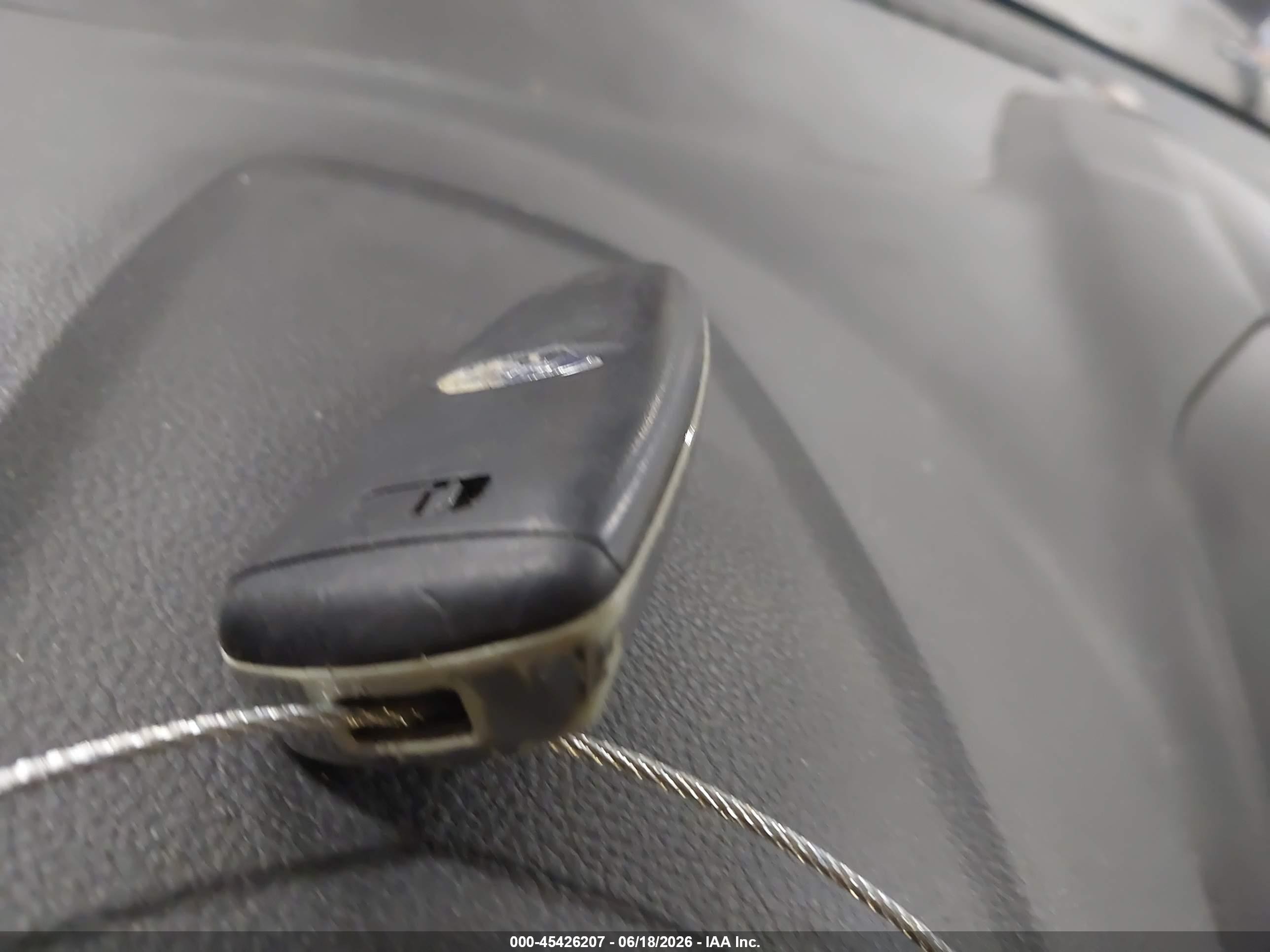 2015 Ford Escape Titanium Silver vin: 1FMCU0J90FUA68889