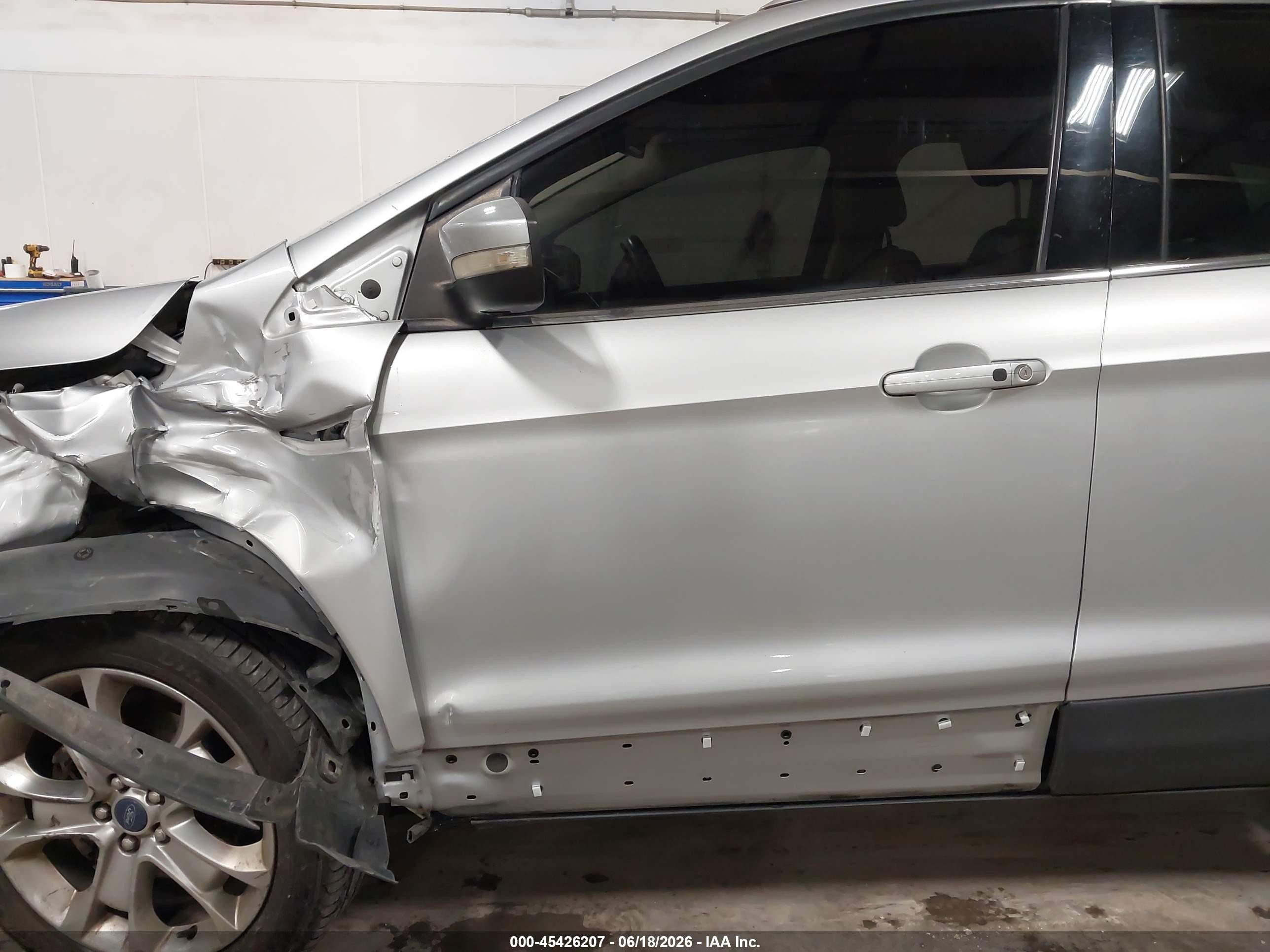 2015 Ford Escape Titanium Silver vin: 1FMCU0J90FUA68889