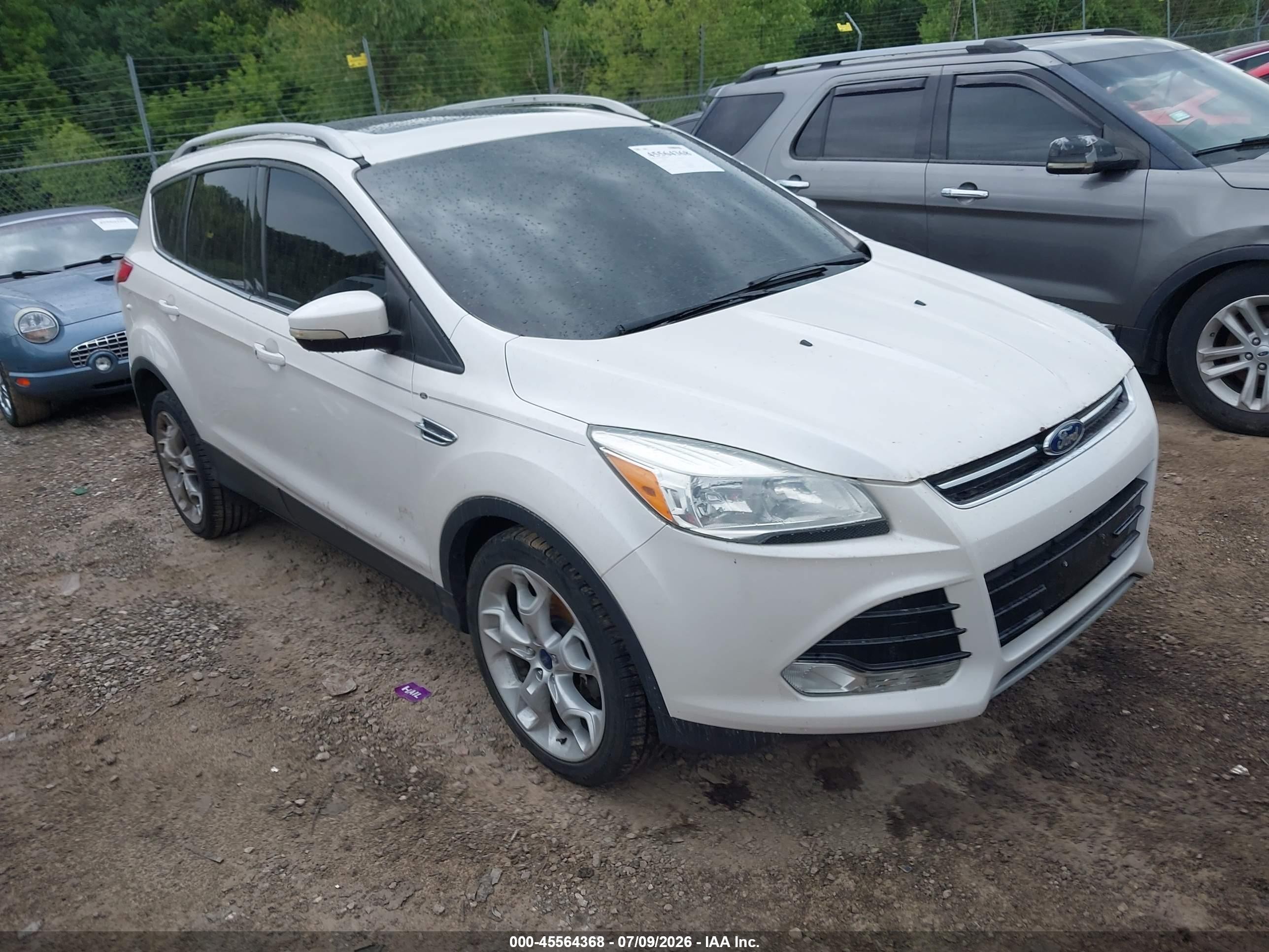 2015 Ford Escape Titanium White vin: 1FMCU0J90FUC10500
