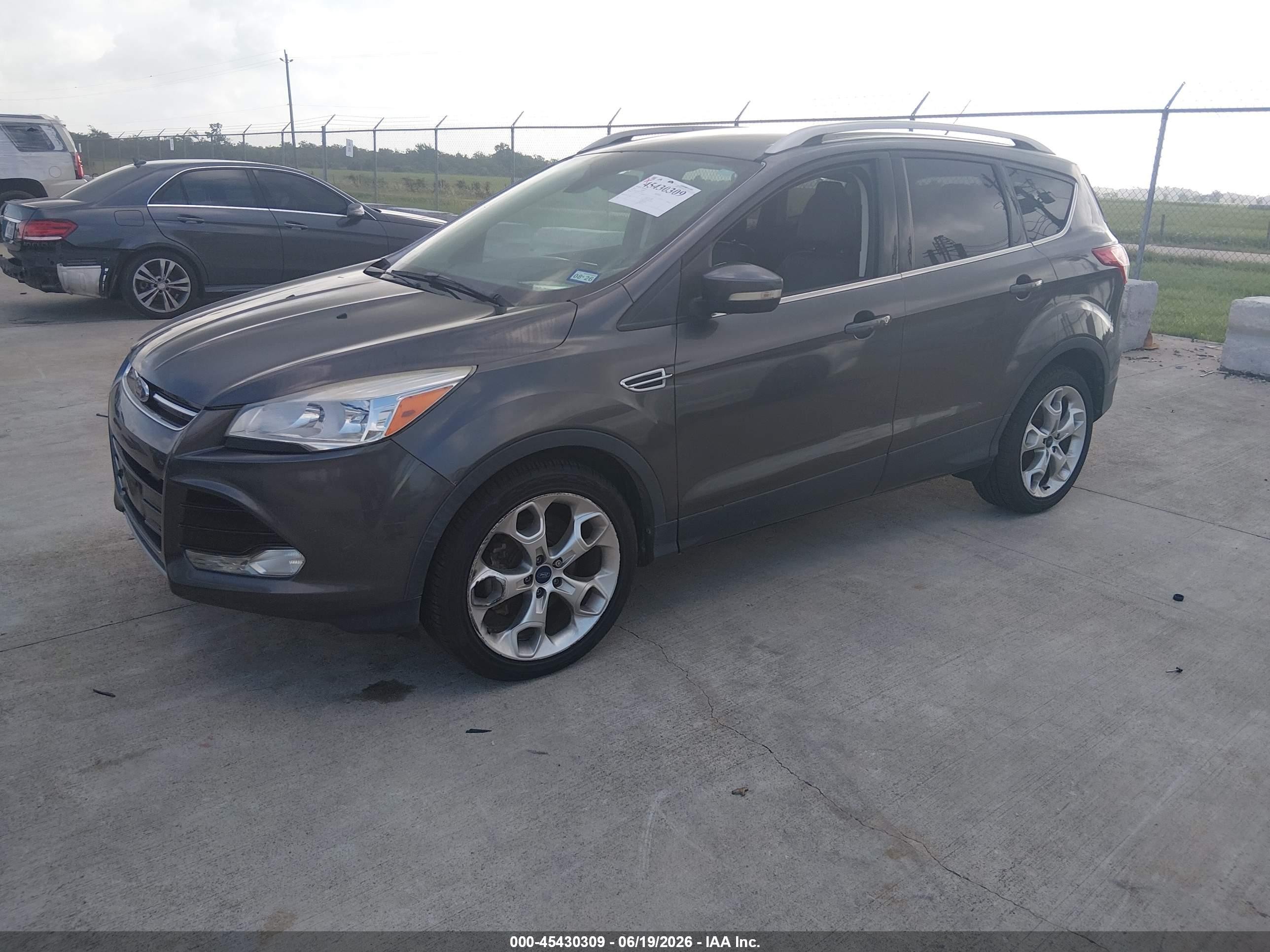 2015 Ford Escape Titanium Gray vin: 1FMCU0J90FUC88131