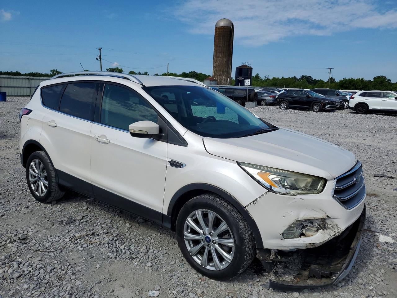 2017 Ford Escape Titanium White vin: 1FMCU0J90HUE43117