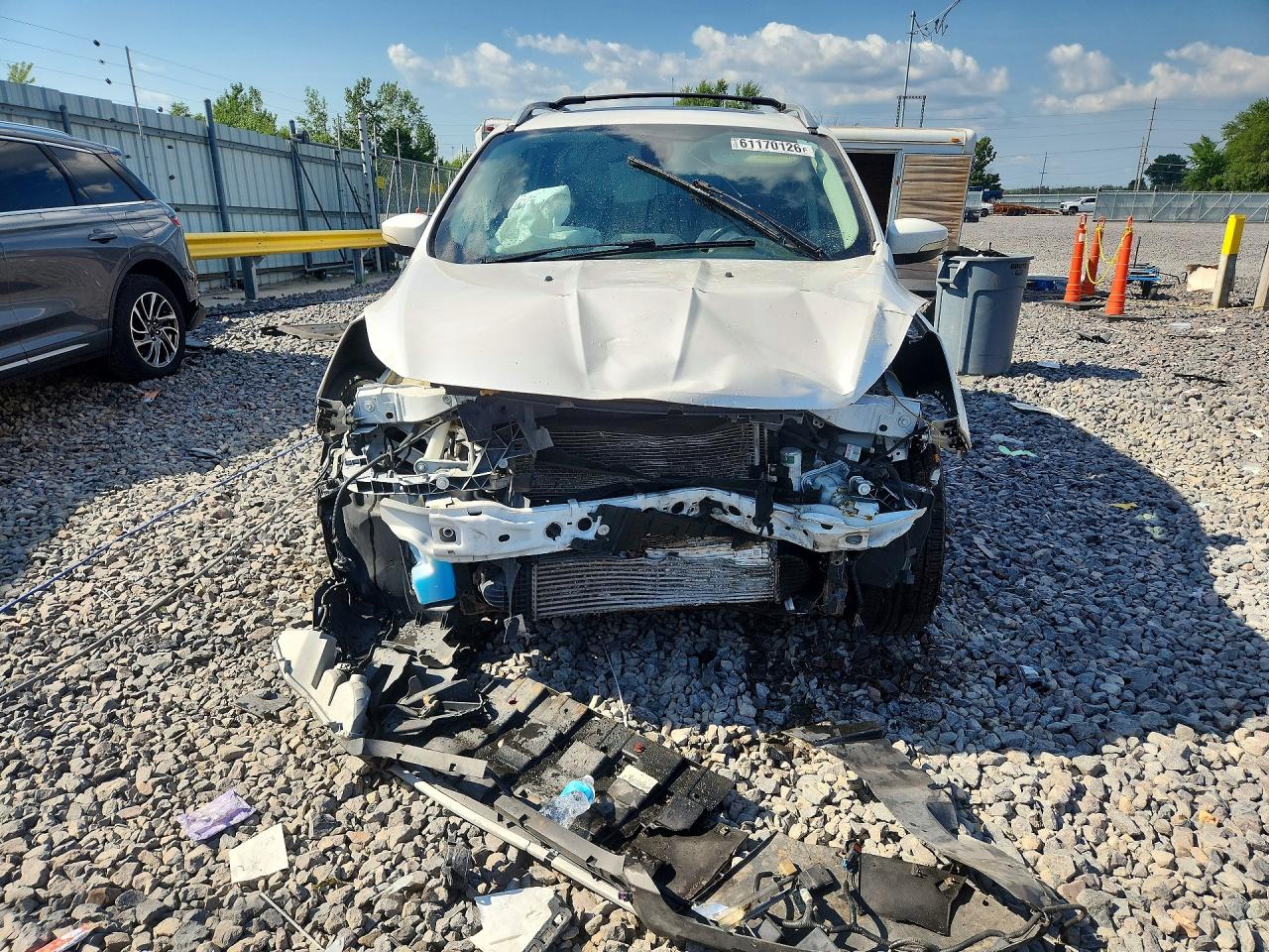 2013 Ford Escape Titanium White vin: 1FMCU0J91DUA58143