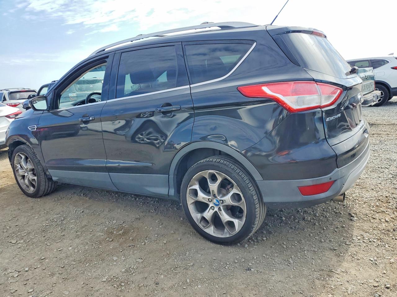 2013 Ford Escape Titanium Black vin: 1FMCU0J91DUC34334