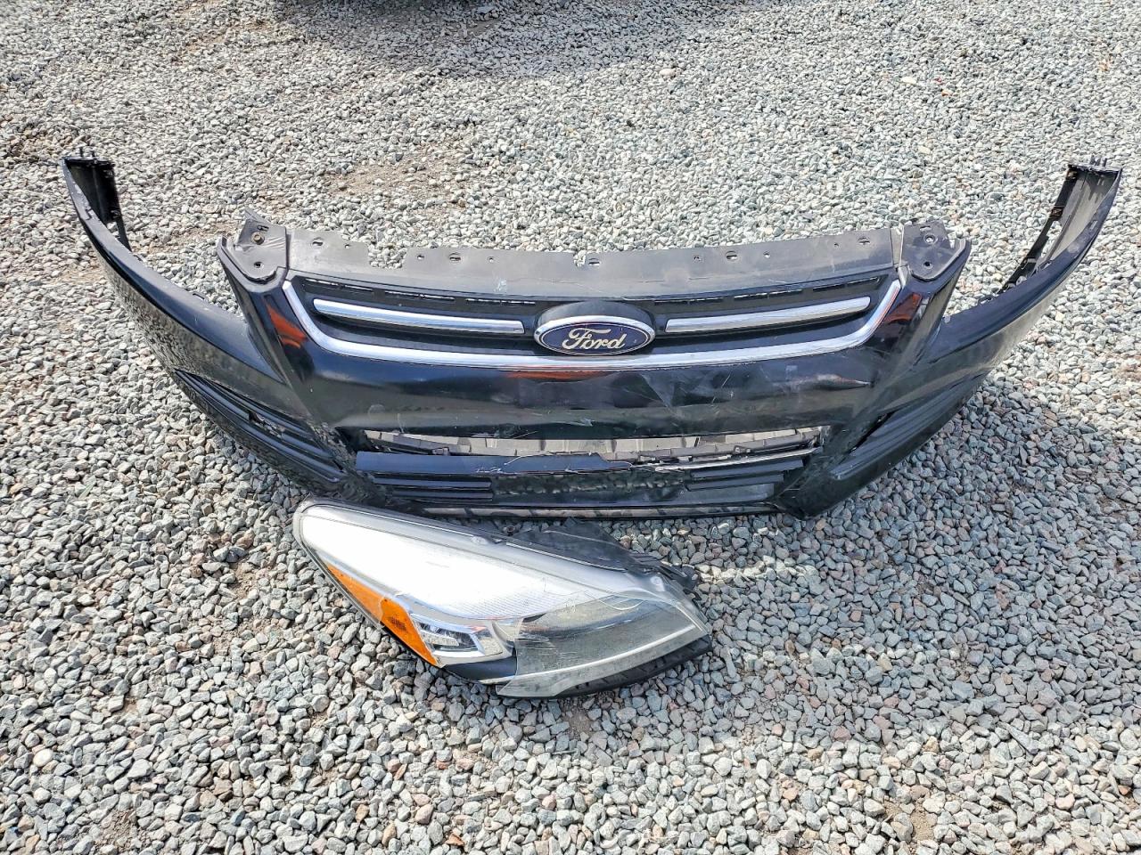 2013 Ford Escape Titanium Black vin: 1FMCU0J91DUC34334