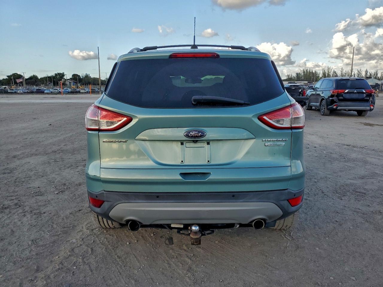 2013 Ford Escape Titanium Green vin: 1FMCU0J91DUC76437