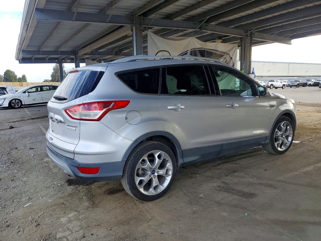 2014 Ford Escape Titanium Silver vin: 1FMCU0J91EUA77938