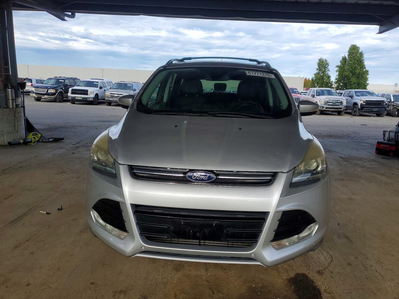 2014 Ford Escape Titanium Silver vin: 1FMCU0J91EUA77938