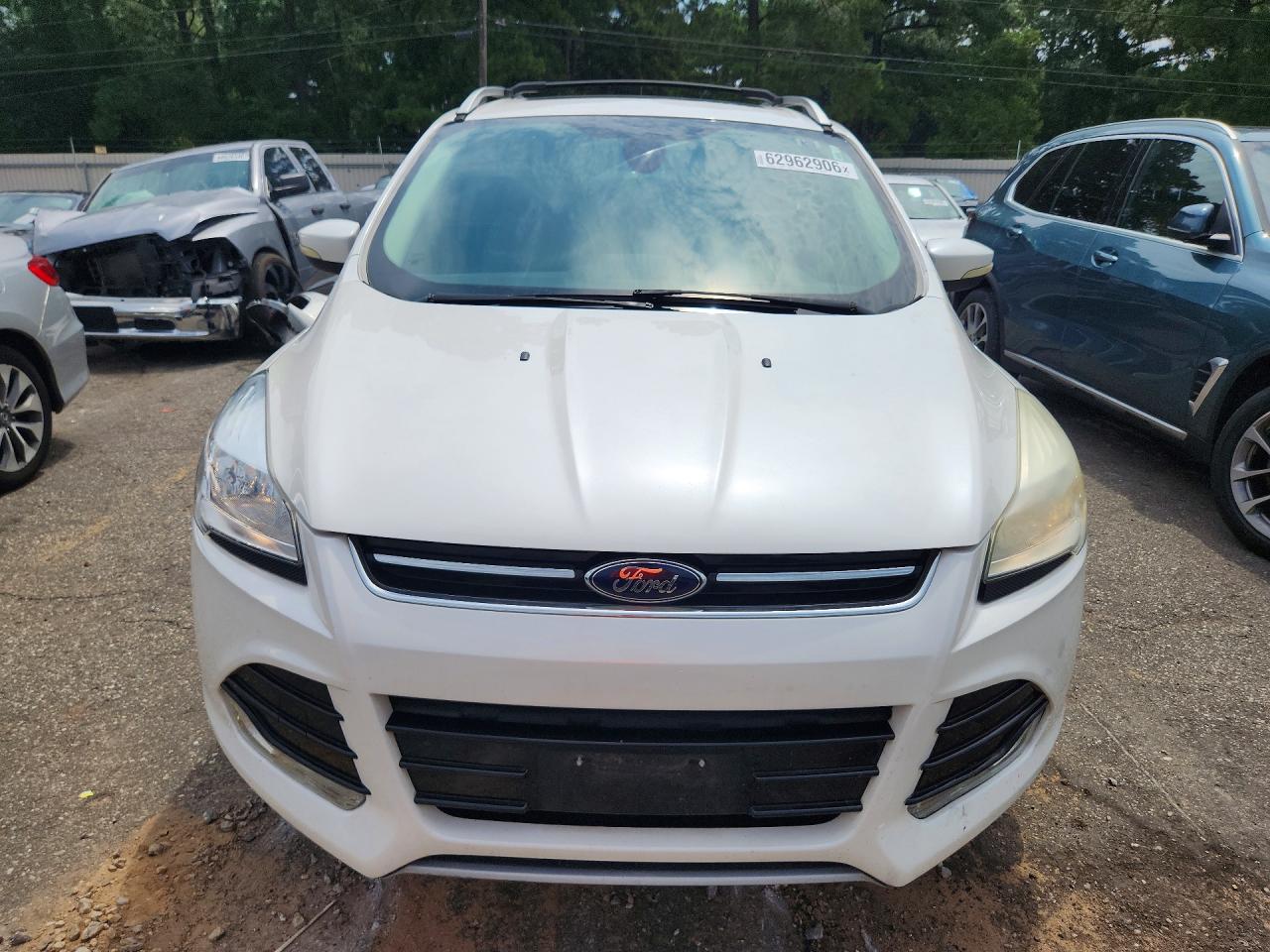 2014 Ford Escape Titanium White vin: 1FMCU0J91EUB92958