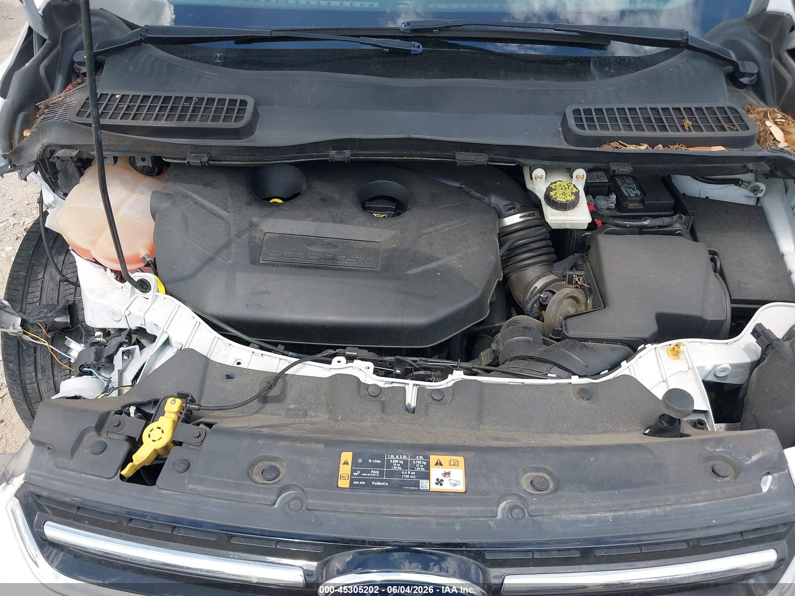 2014 Ford Escape Titanium White vin: 1FMCU0J91EUD56077